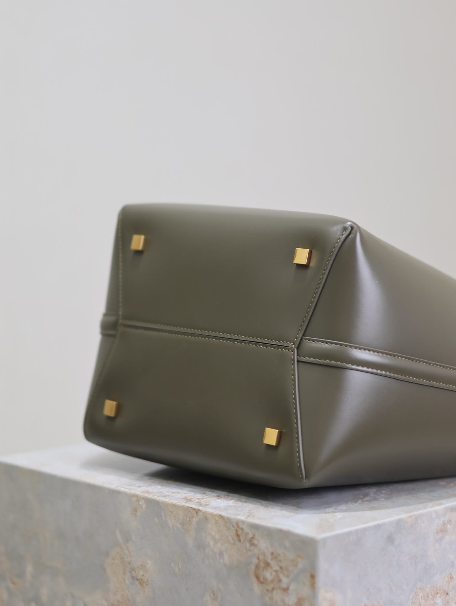 Le 37 Saint Laurent 742828.4