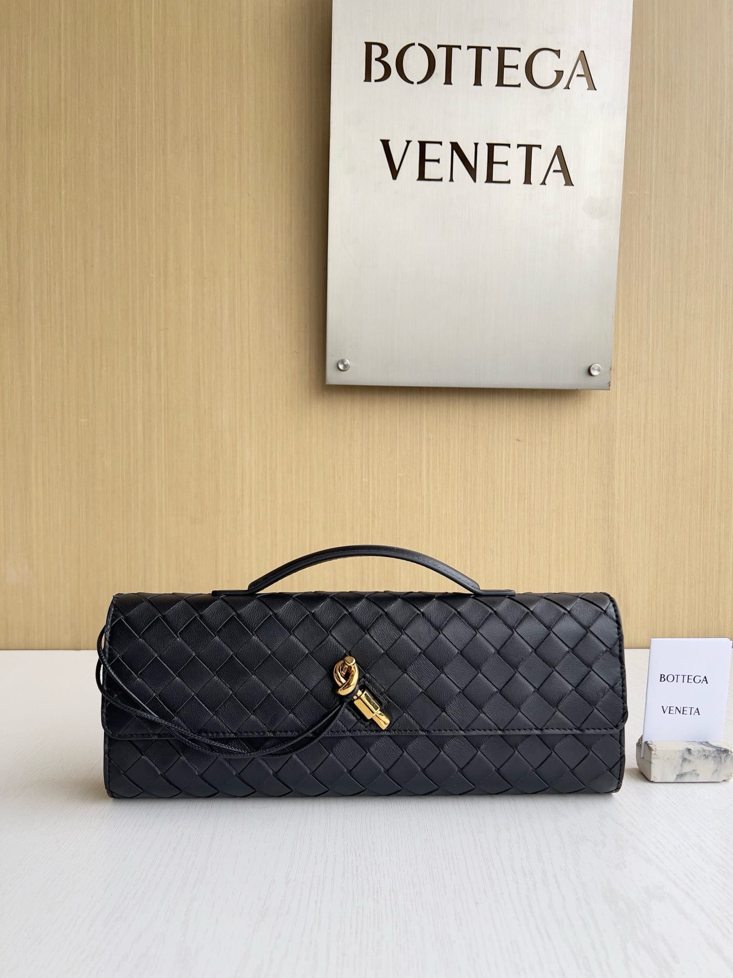 Andiamo Clutch Bottega Veneta 741511.8