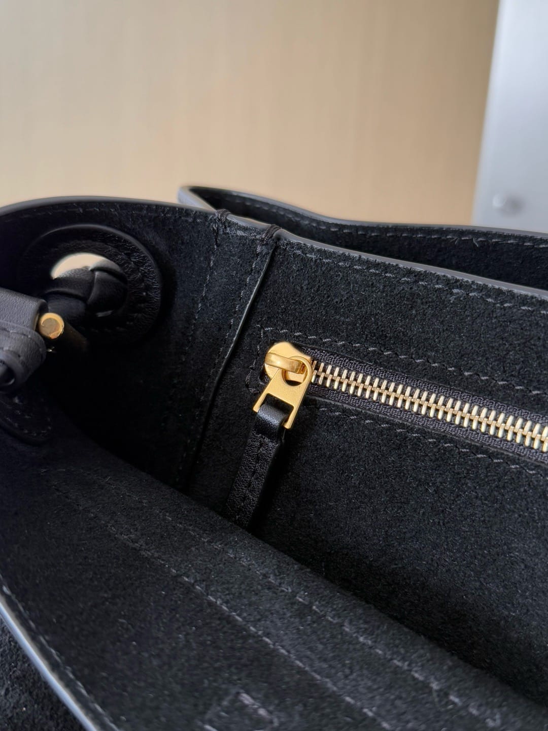 Ciao Ciao Bottega Veneta 826195.1