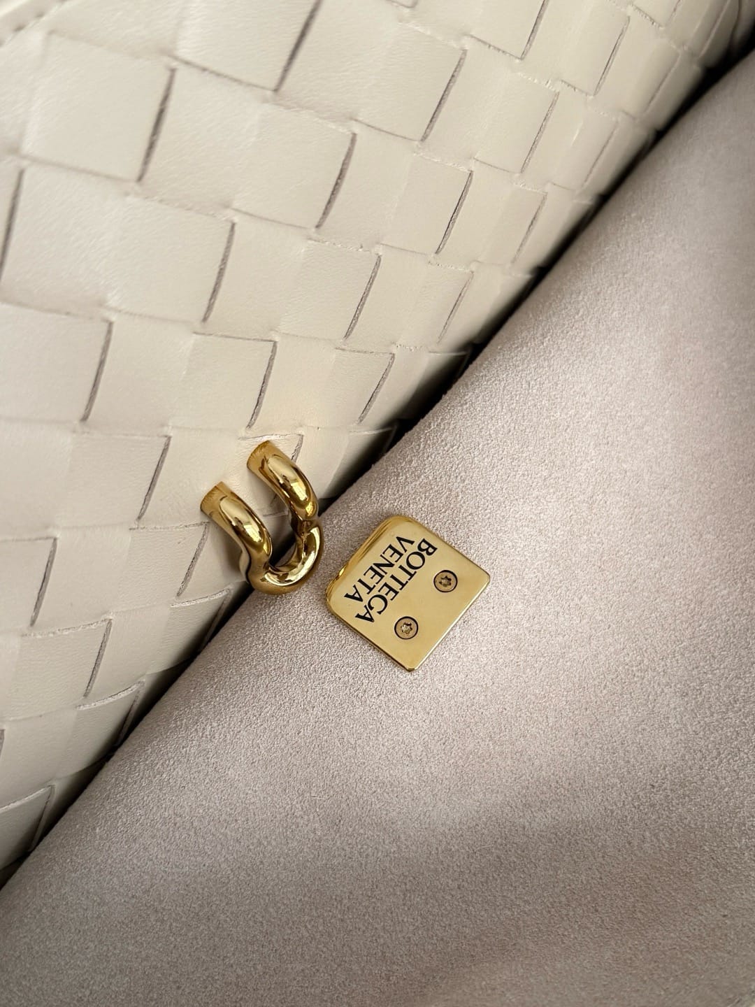 Ciao Ciao Bottega Veneta 826195.5