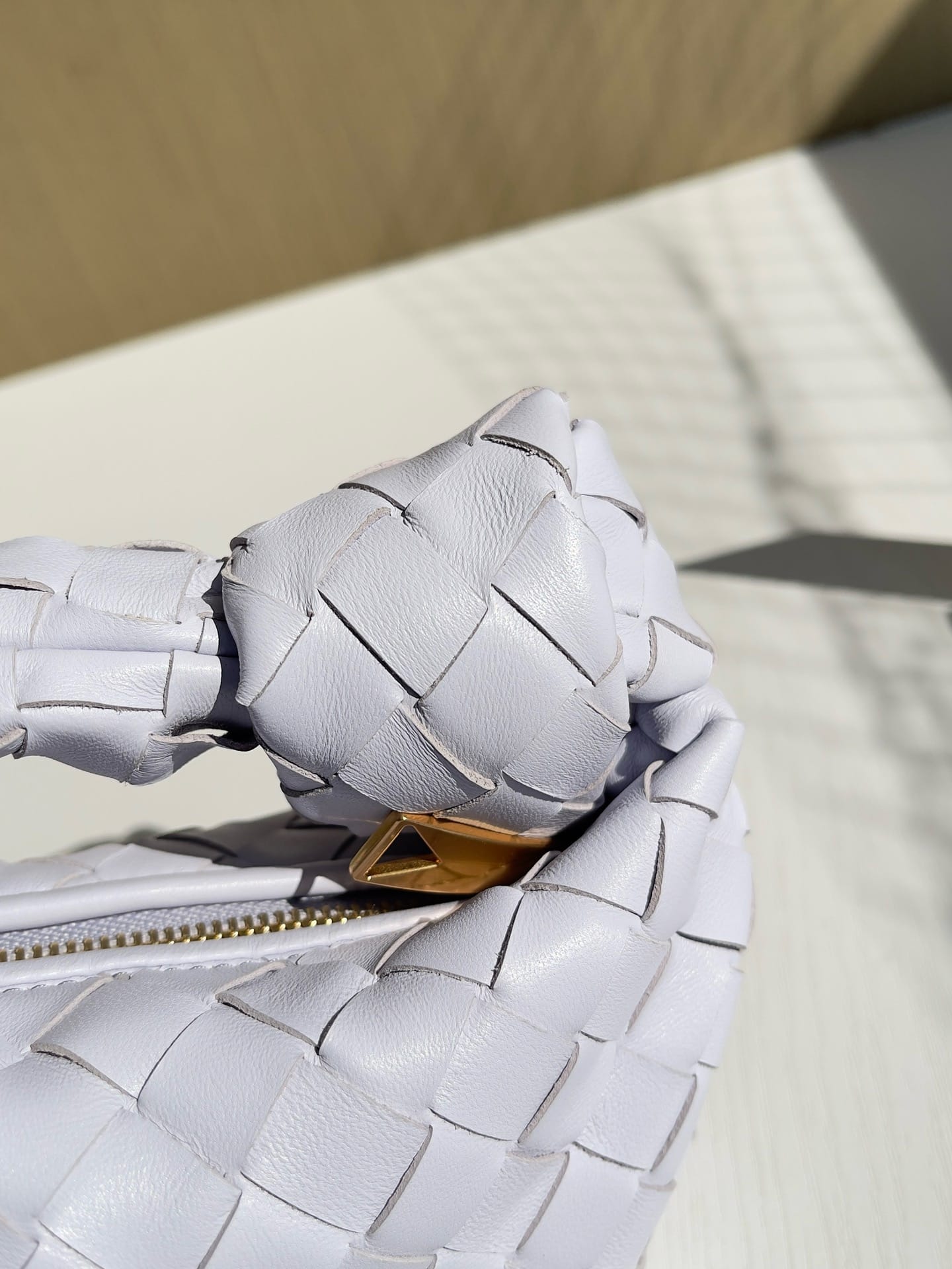 Jodie 23cm Bottega Veneta 651876.1