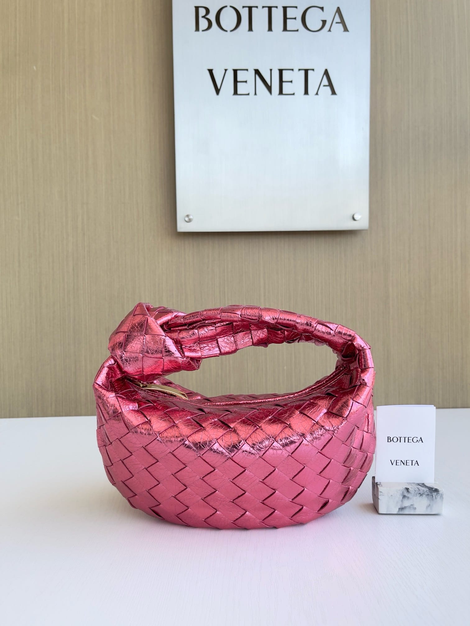 Jodie 23cm Bottega Veneta 651876.5
