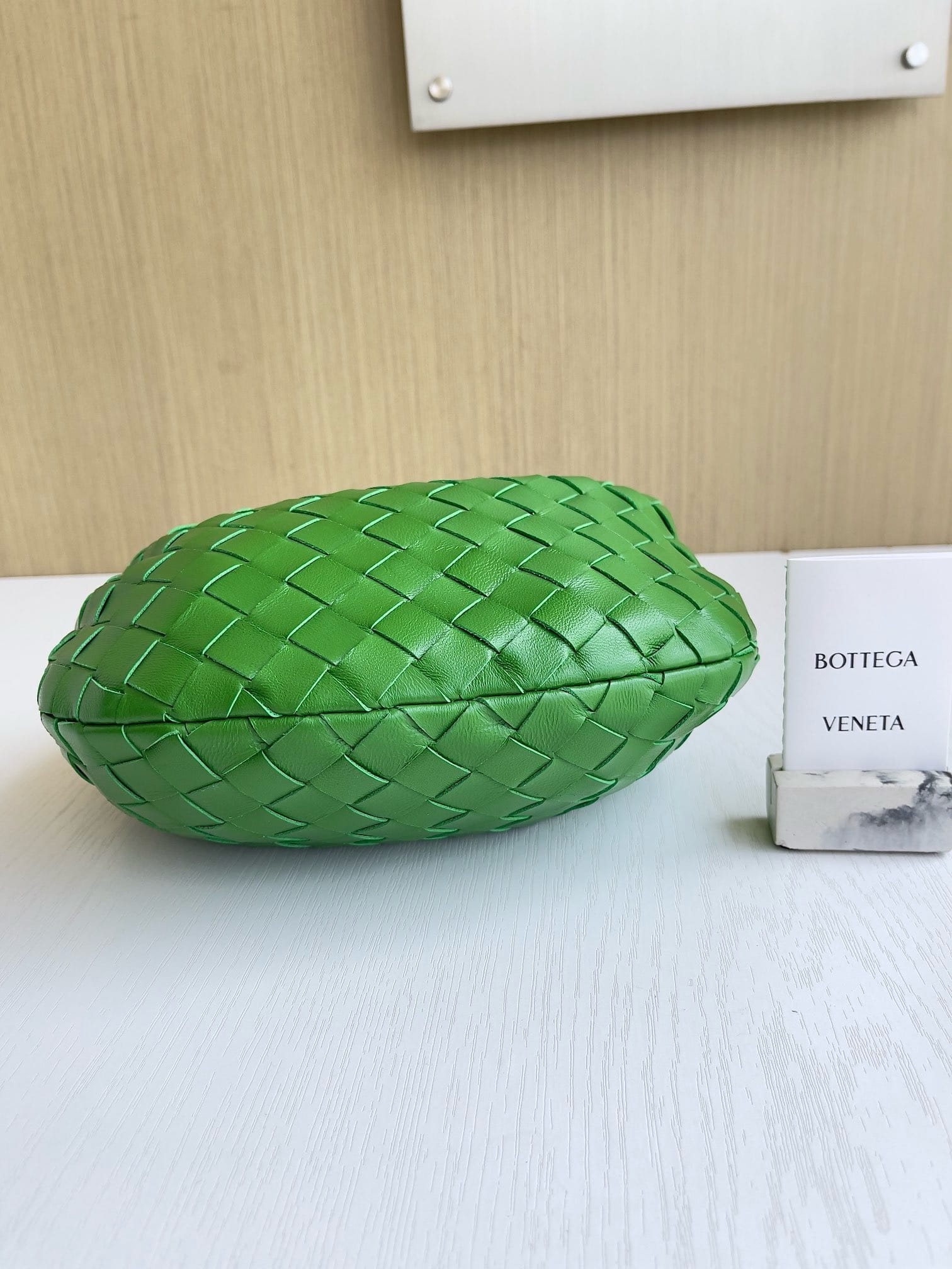 Jodie 23cm Bottega Veneta 651876.13