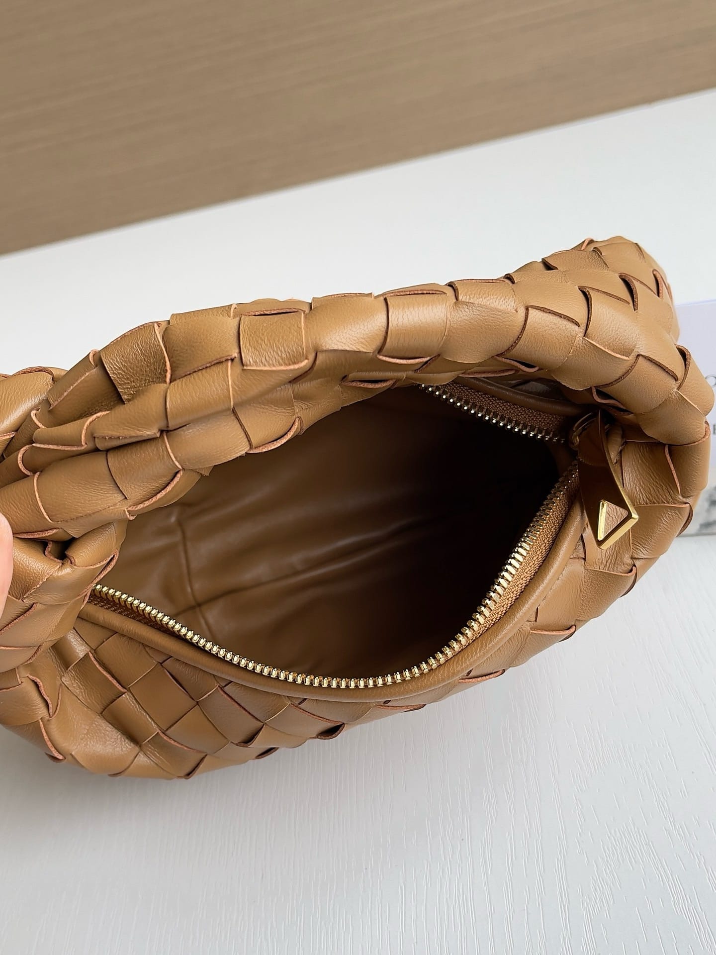 Jodie 23cm Bottega Veneta 651876.28