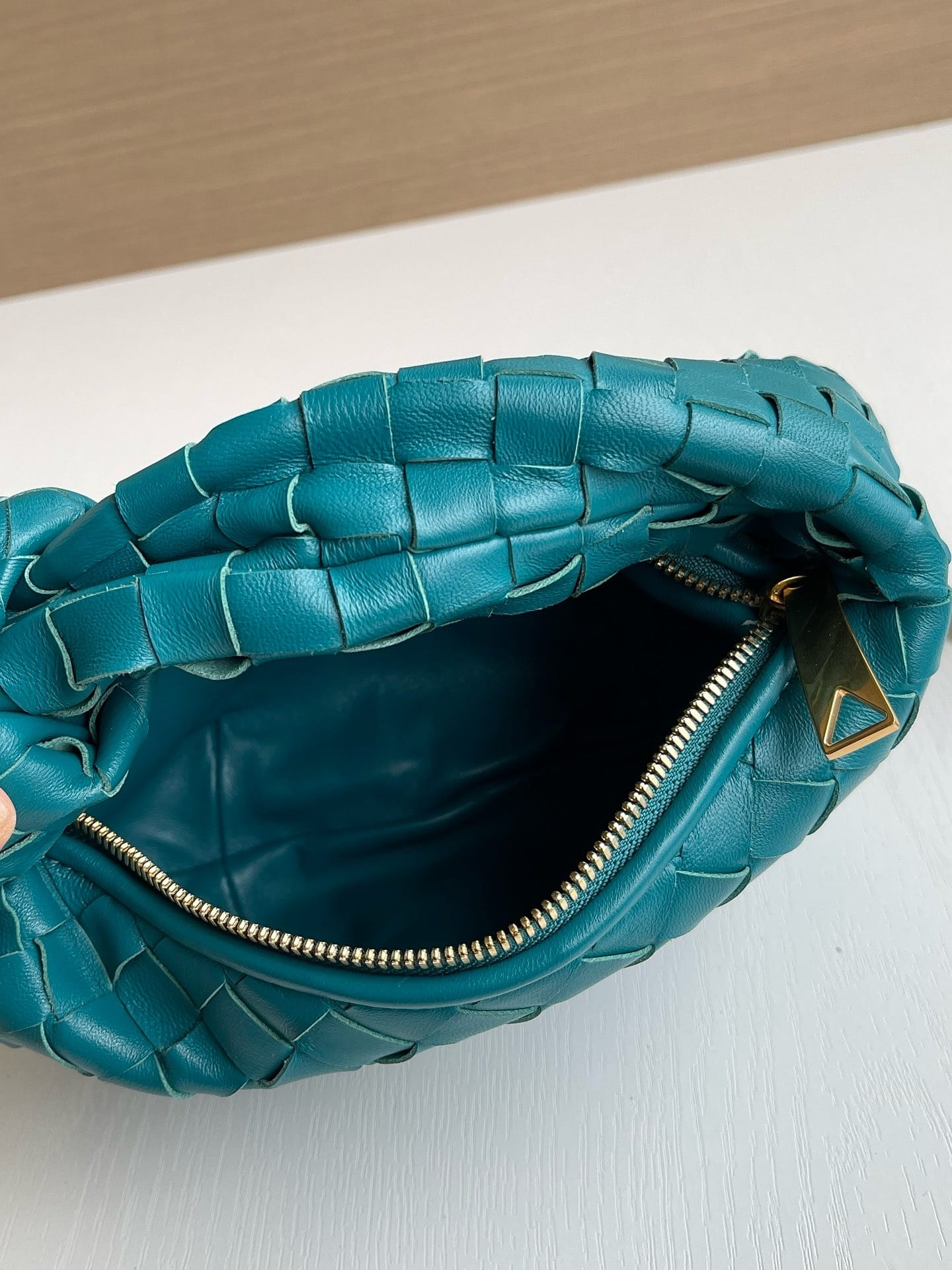 Jodie 23cm Bottega Veneta 651876.37