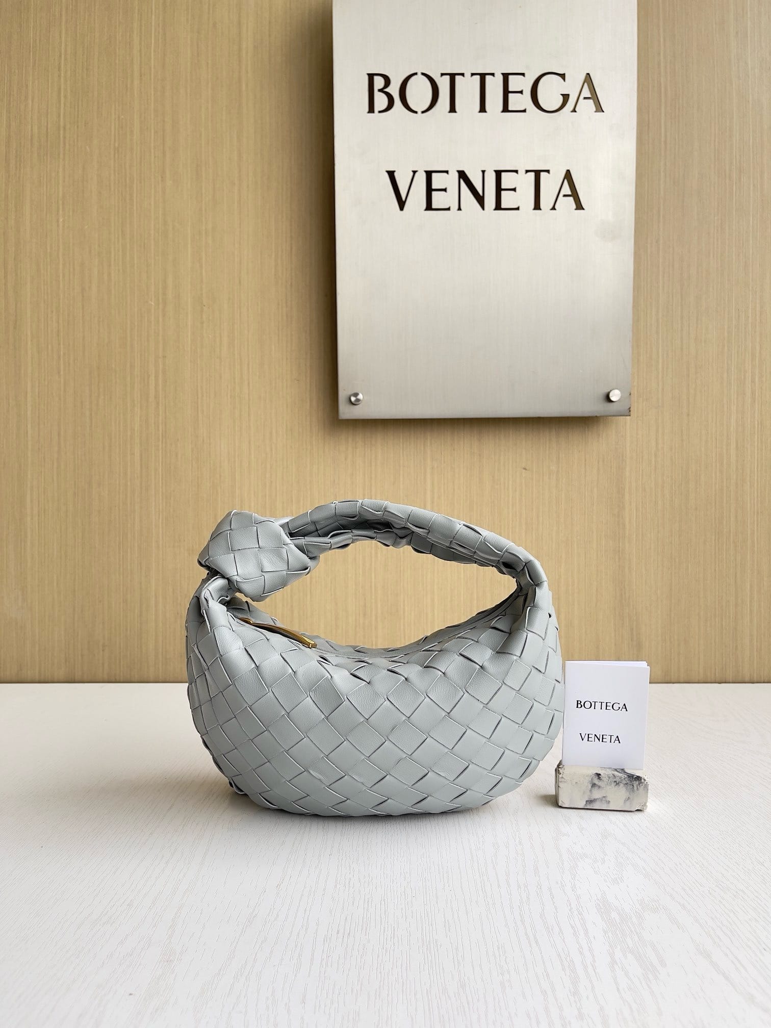 Jodie 23cm Bottega Veneta 651876.46