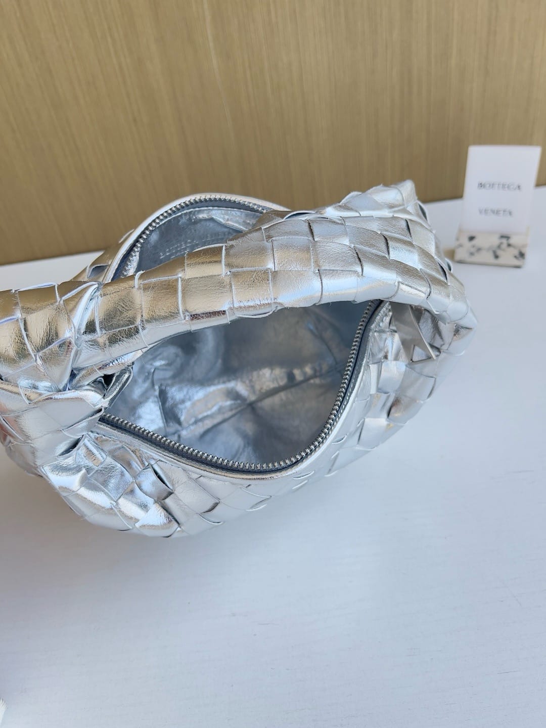 Jodie 23cm Bottega Veneta 651876.71