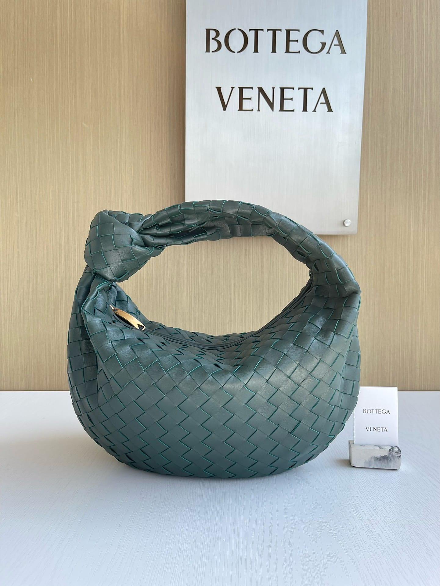 Jodie 36cm Bottega Veneta 690225.4