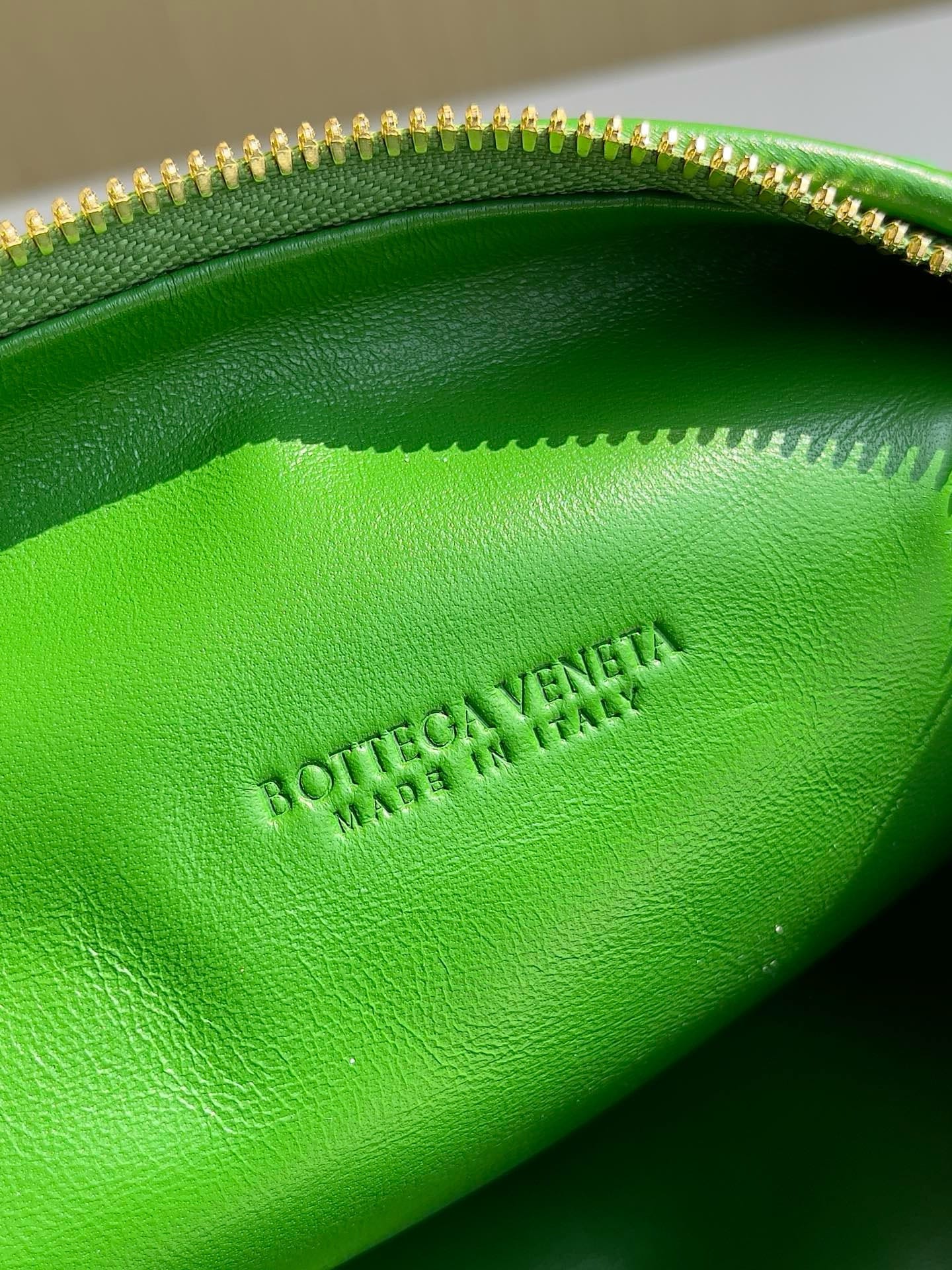 Jodie 36cm Bottega Veneta 690225.75j