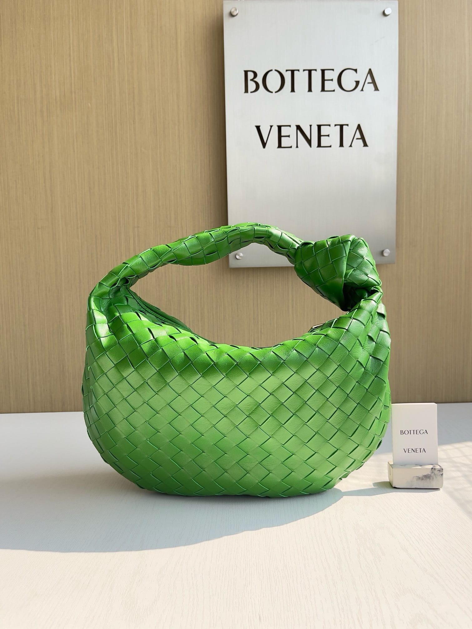 Jodie 36cm Bottega Veneta 690225.75j