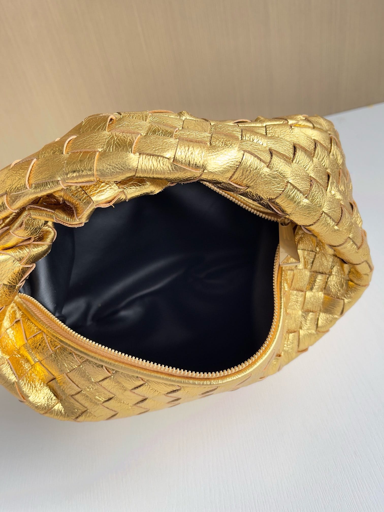 Jodie 36cm Bottega Veneta 690225.28