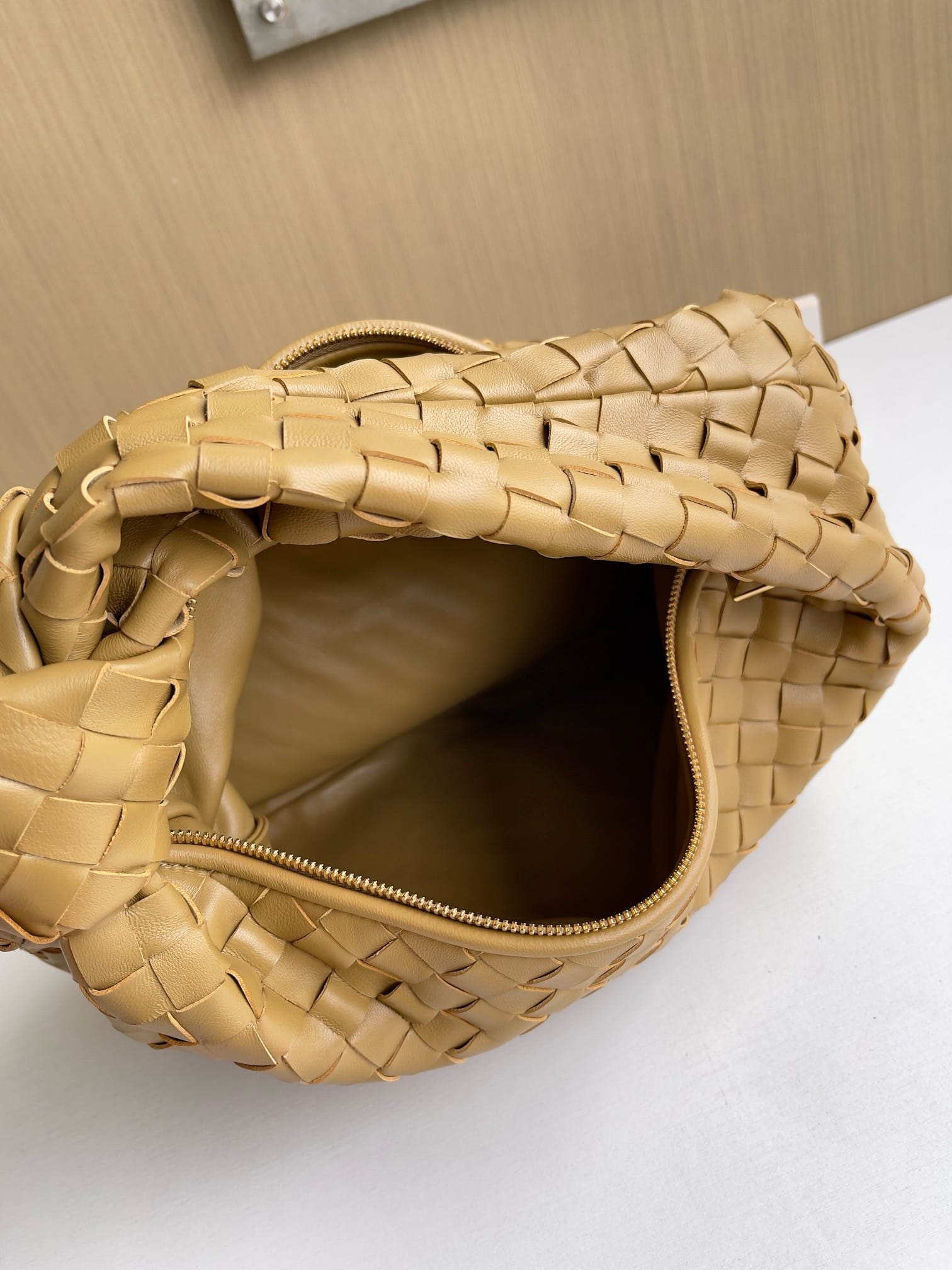 Jodie 36cm Bottega Veneta 690225.4300000001