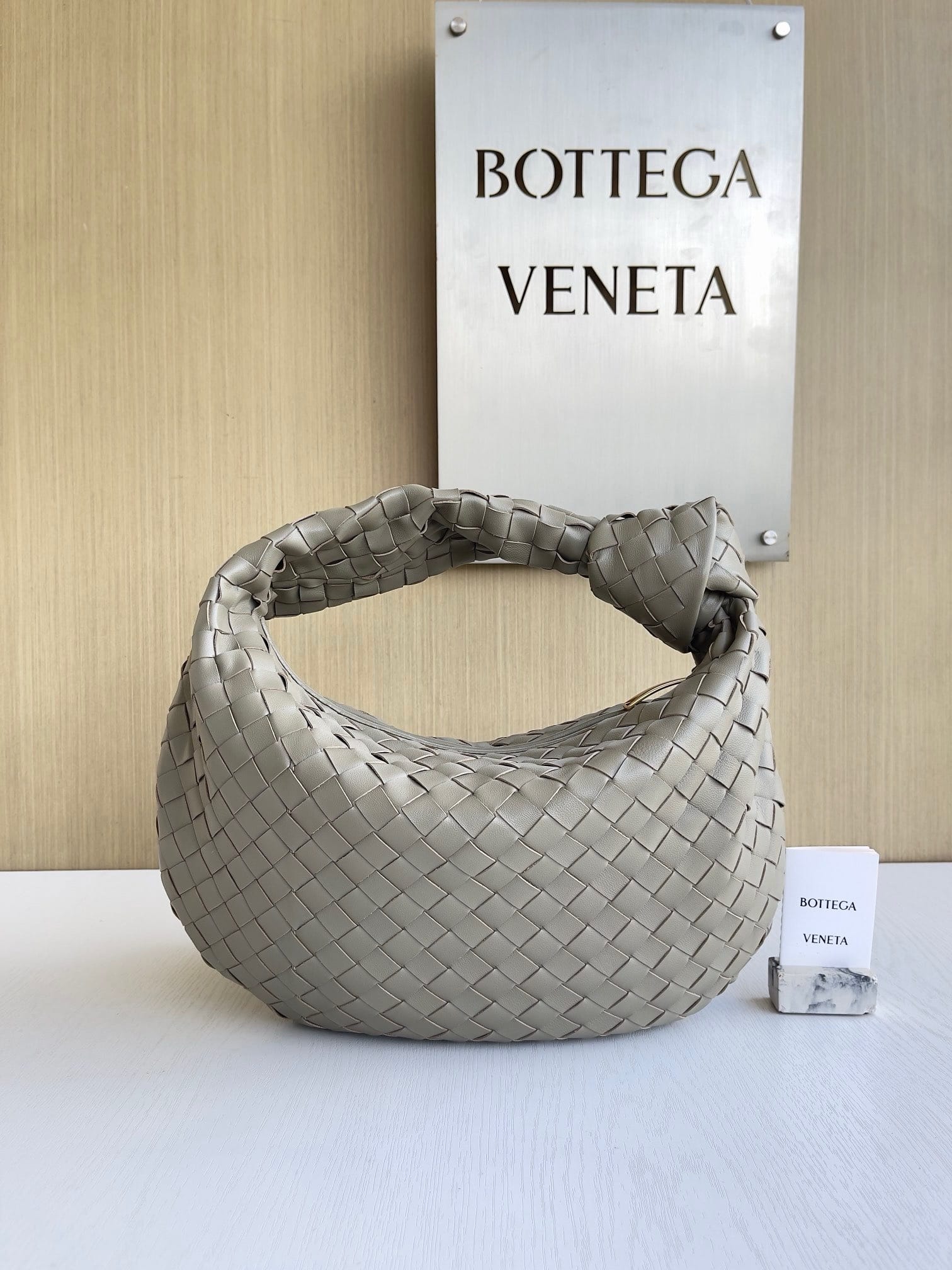 Jodie 36cm Bottega Veneta 690225.35