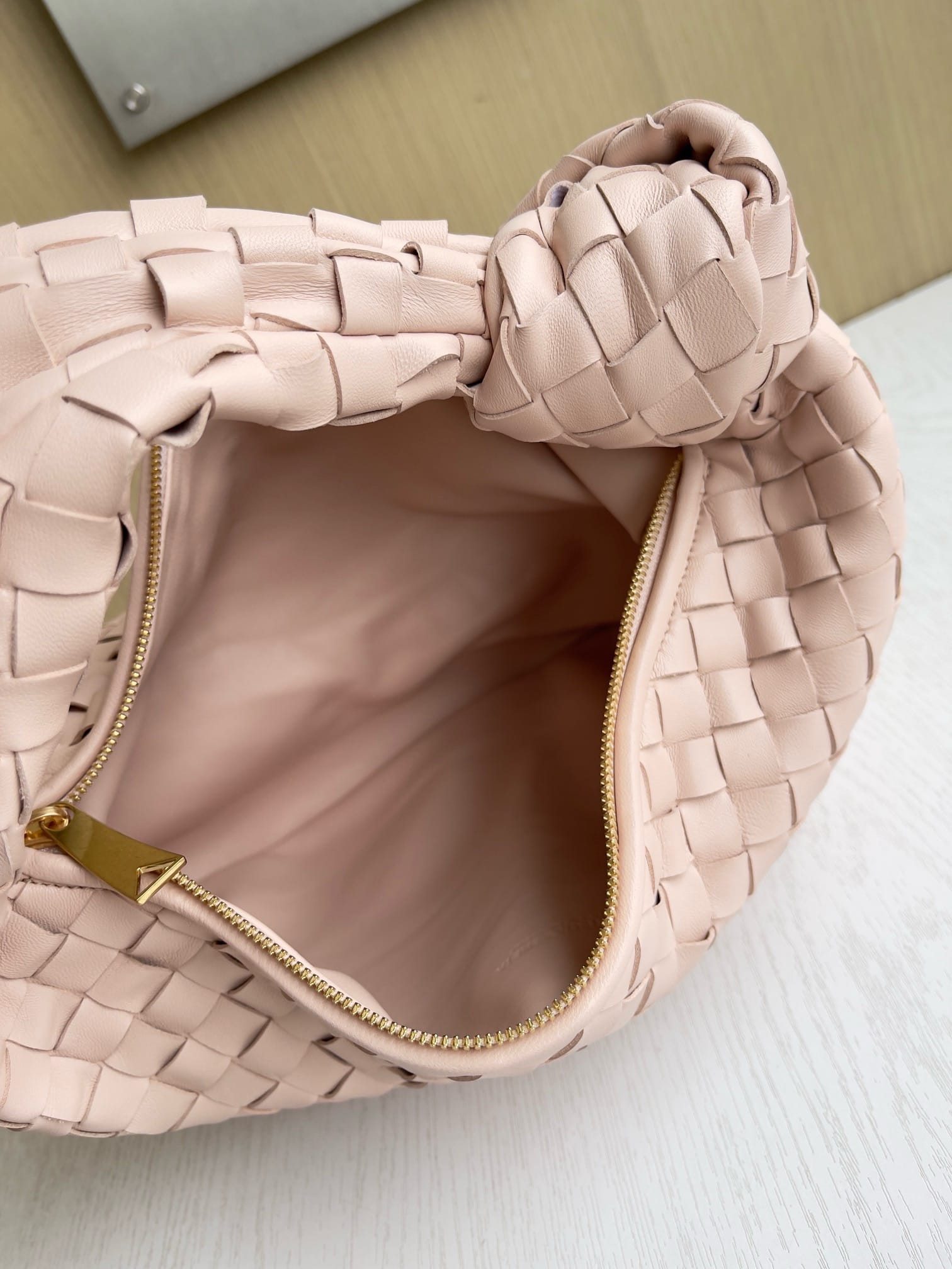 Jodie 36cm Bottega Veneta 690225.37