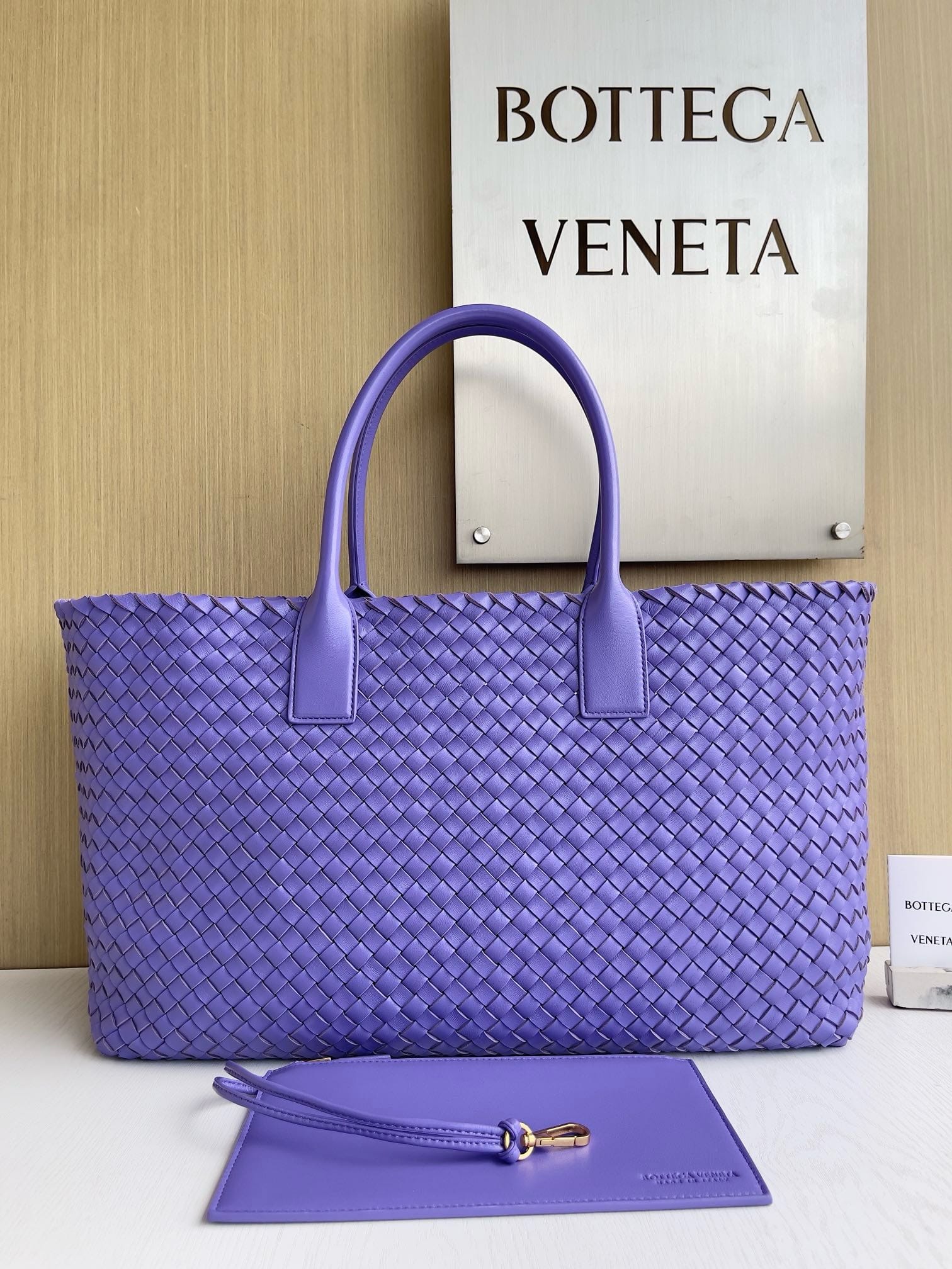 Cabat 51cm Bottega Veneta 608811.1