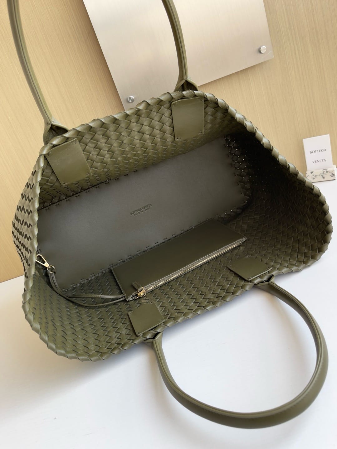 Cabat 51cm Bottega Veneta 608811.33