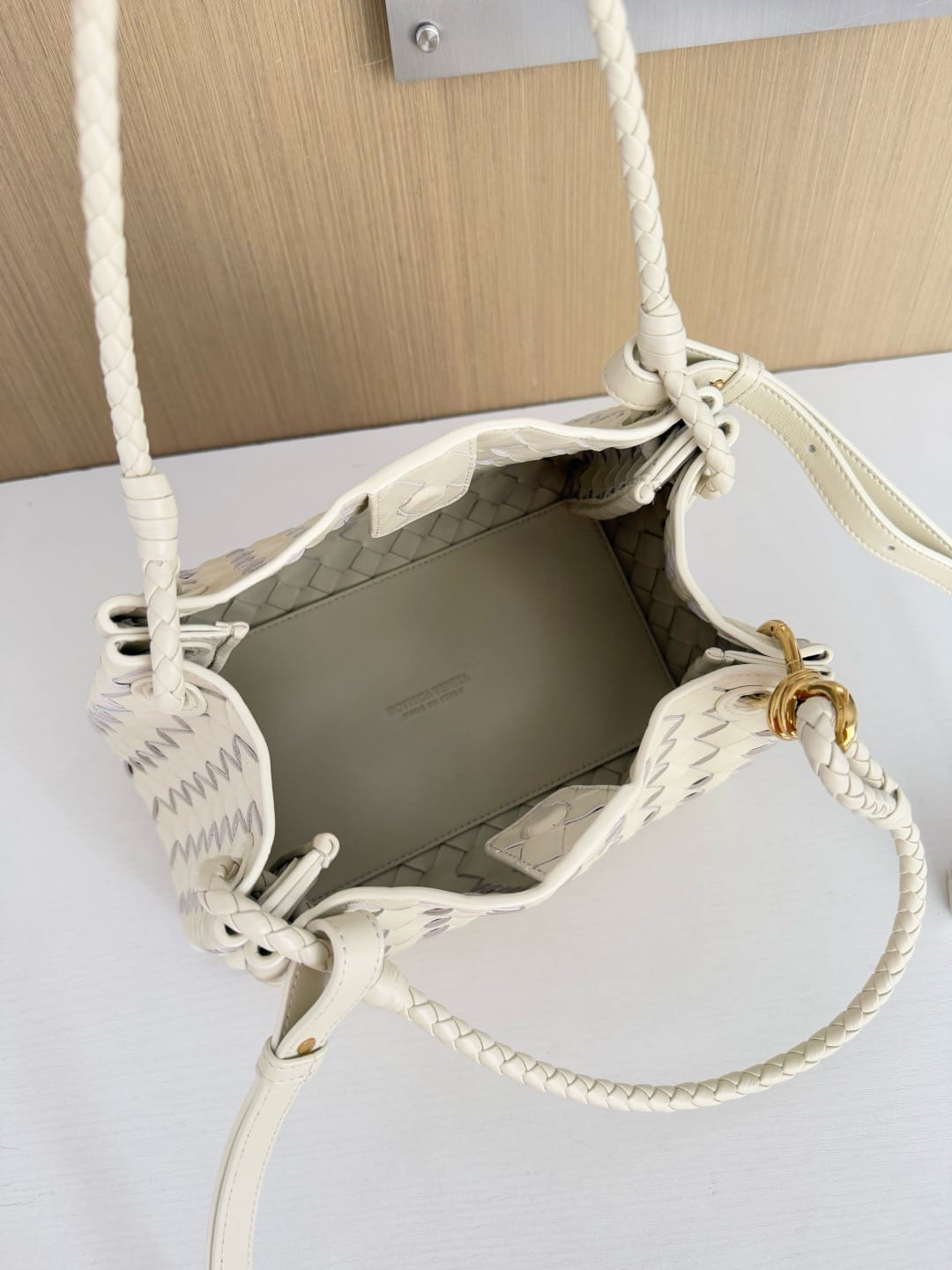 Parachute 29cm Bottega Veneta 835921.2