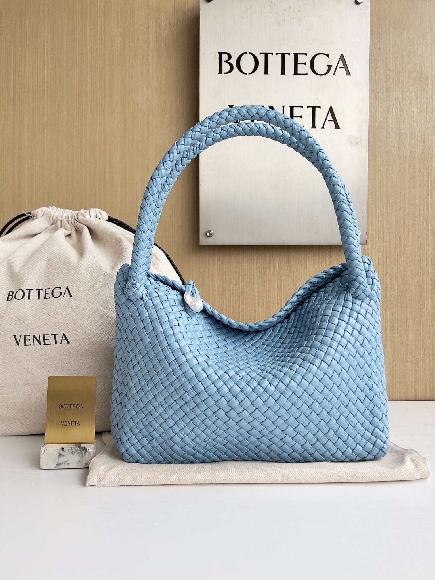 Tosca 27cm Bottega Veneta 716974.1