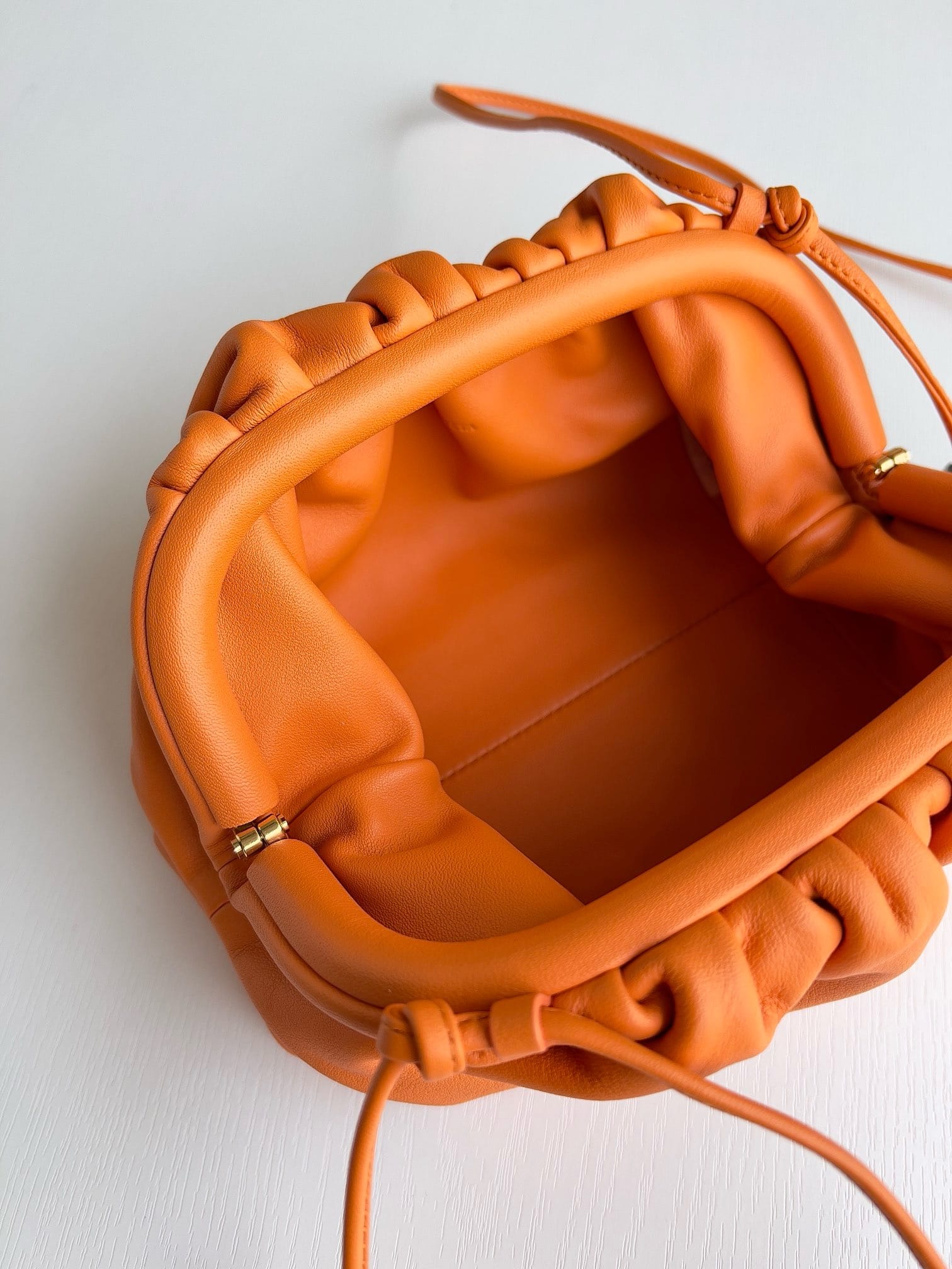 Pouch Bottega Veneta S585822.4