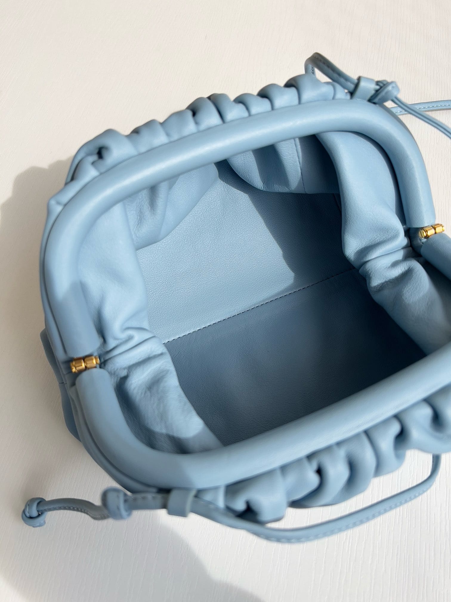 Pouch Bottega Veneta S585822.14