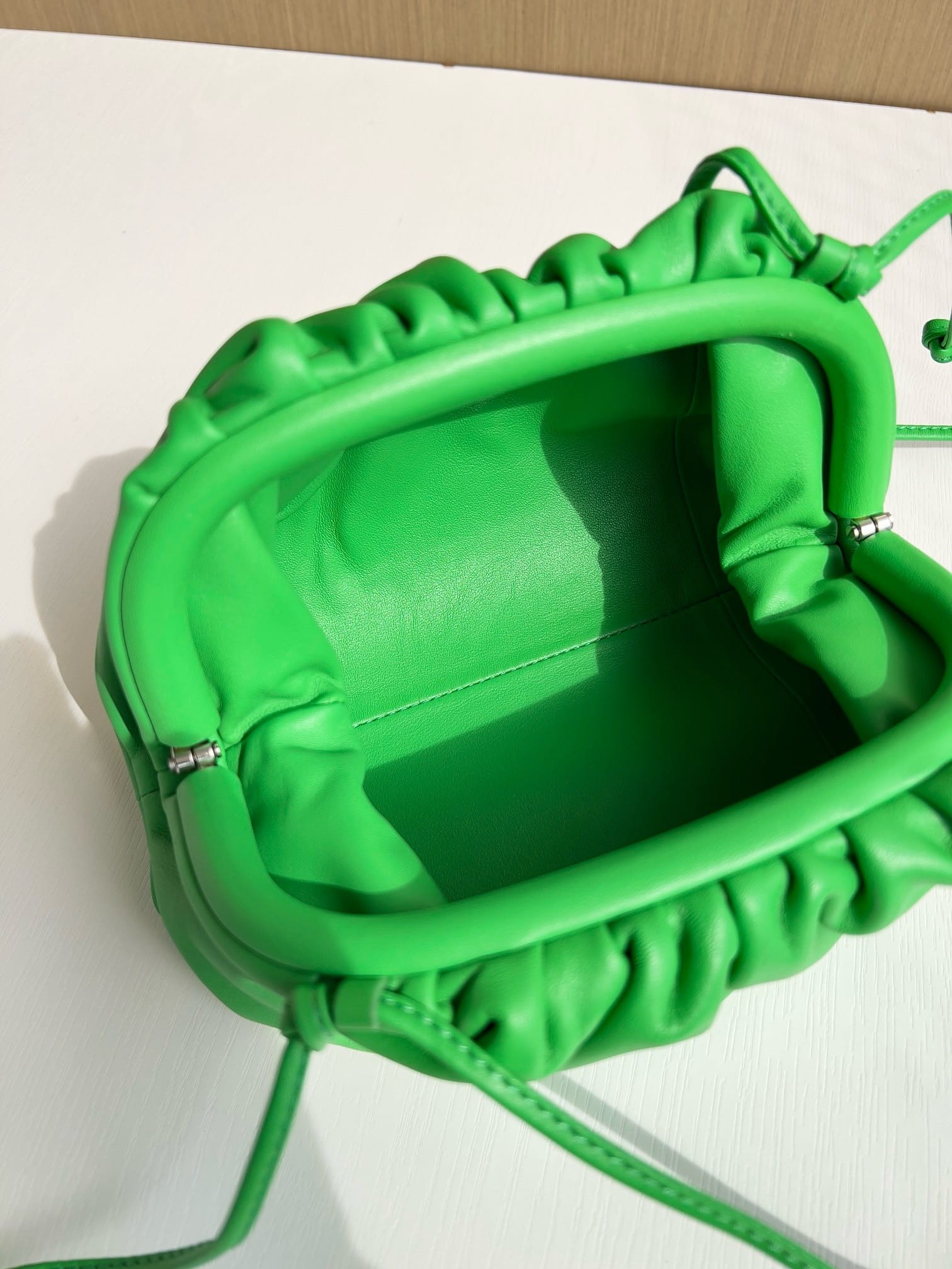 Pouch Bottega Veneta S585822.33