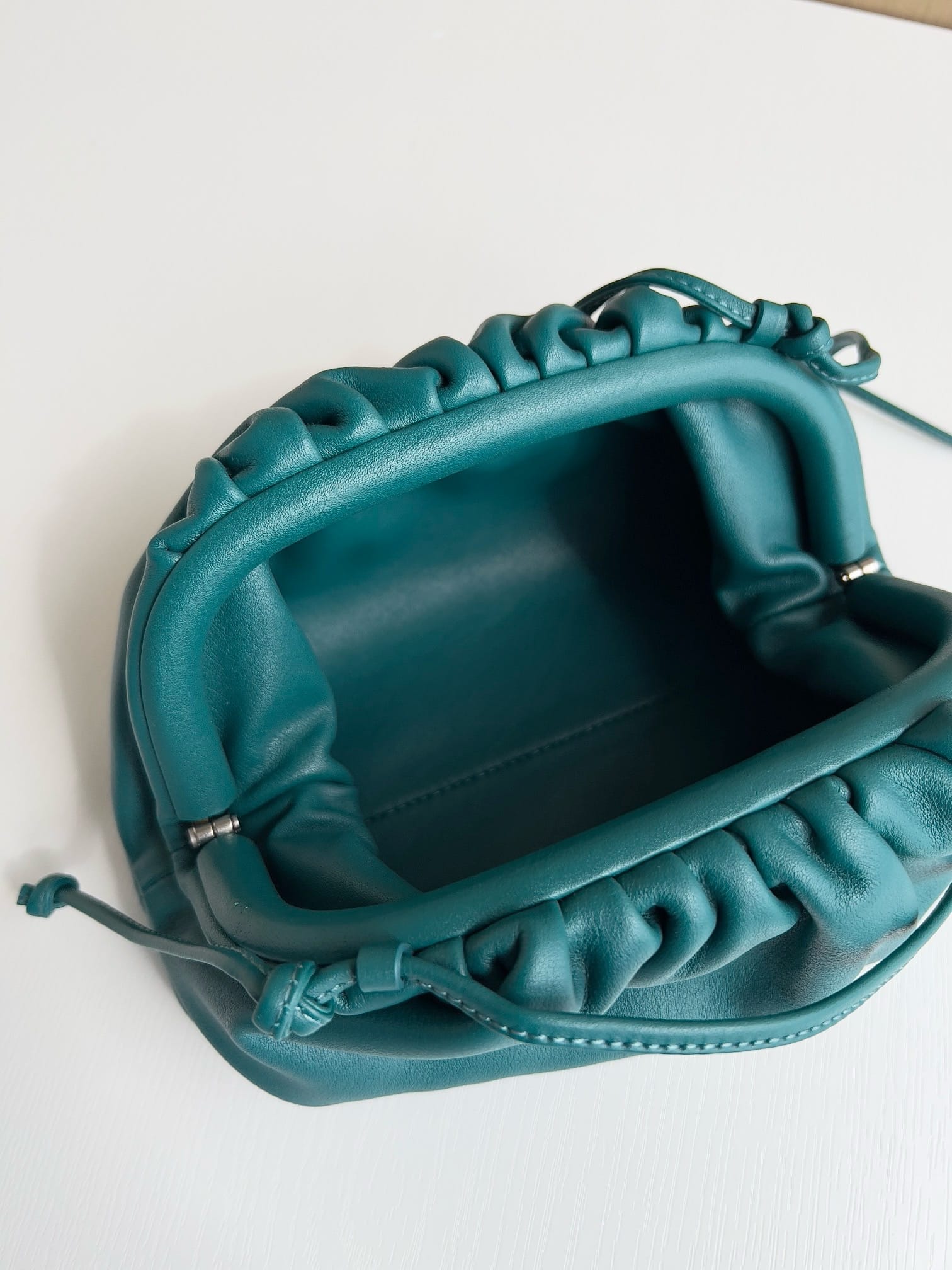 Pouch Bottega Veneta S585822.36