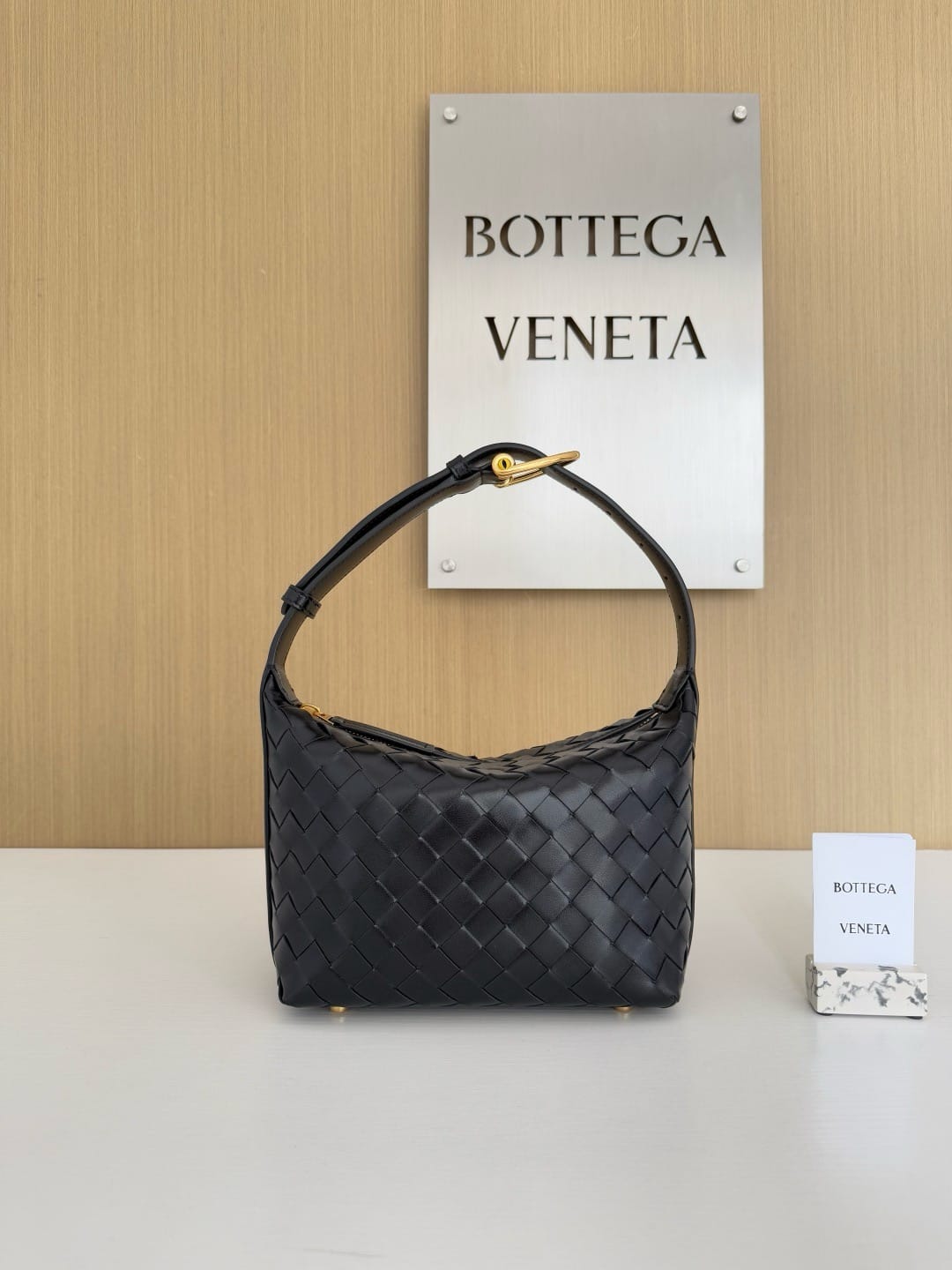Wallace Bottega Veneta 815395.1