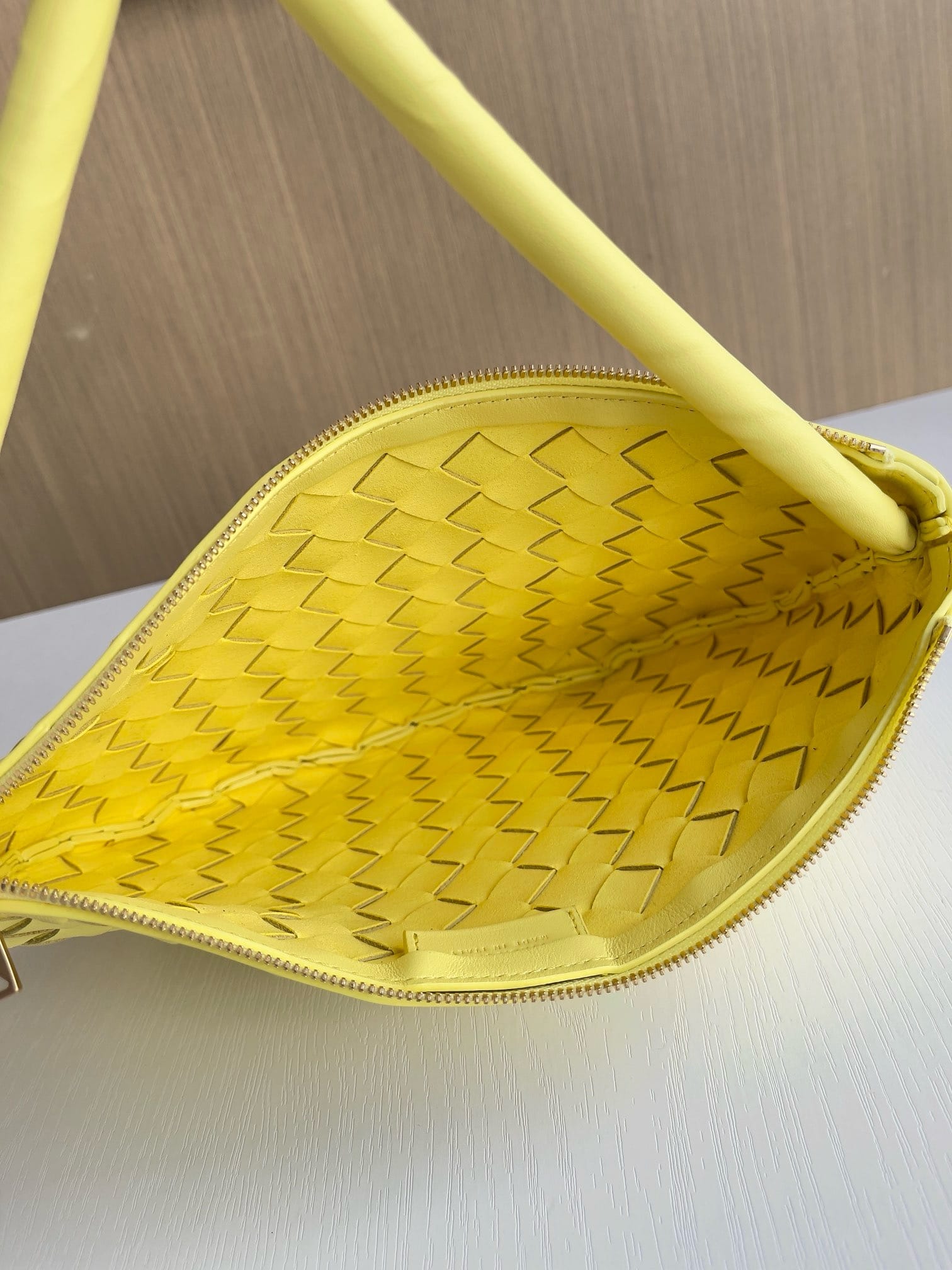 Turn 29cm Bottega Veneta 701023.3