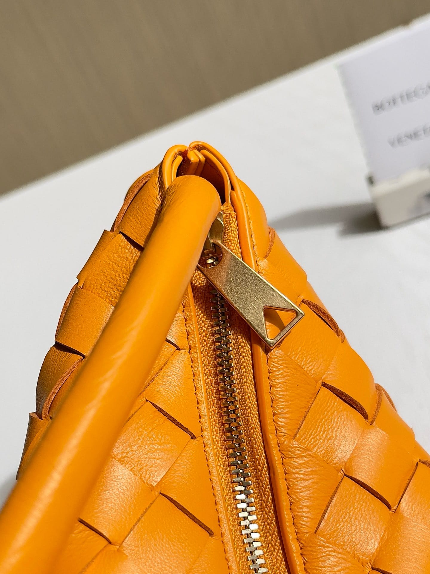 Turn 29cm Bottega Veneta 701023.4