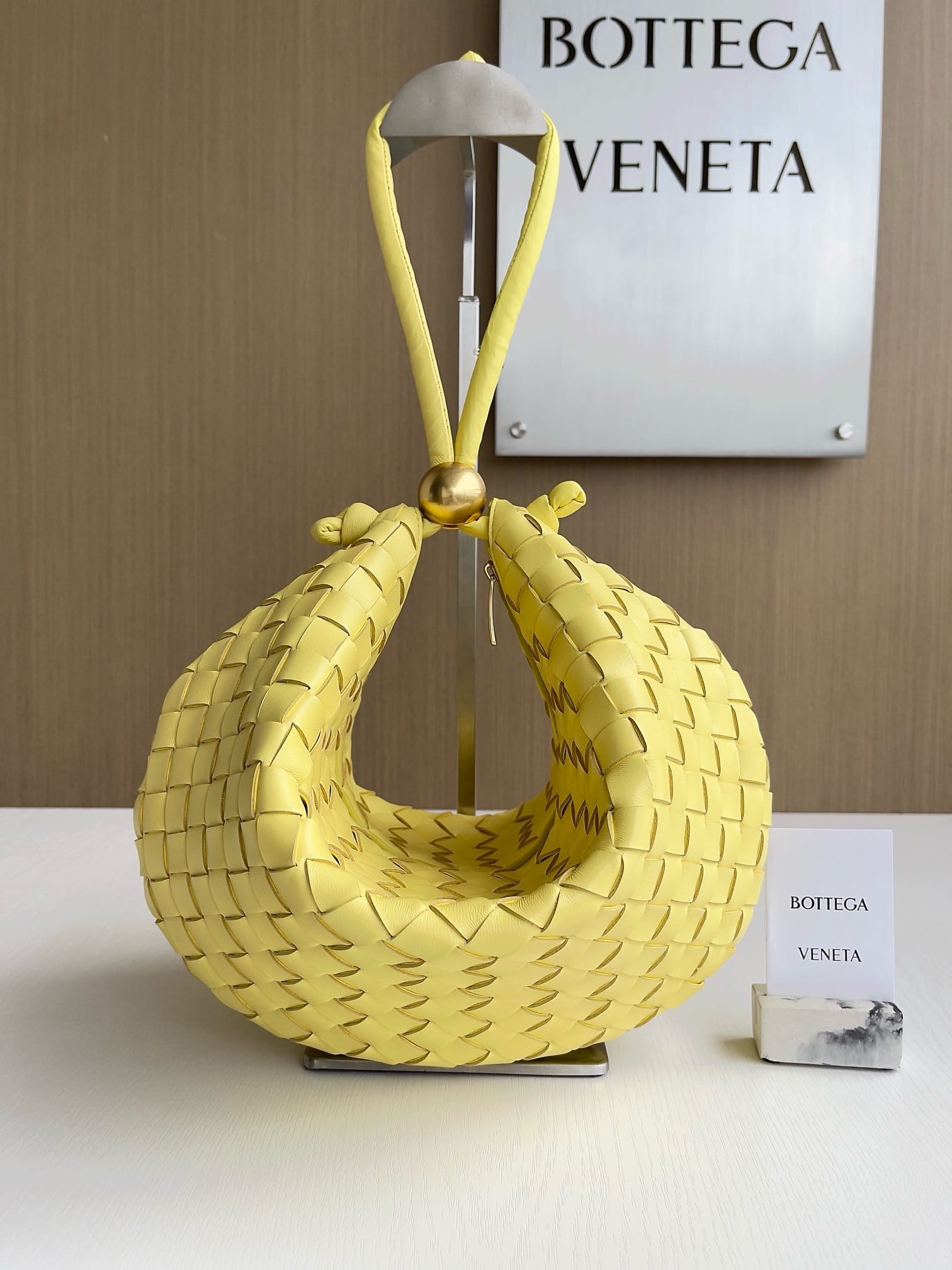 Turn 40cm Bottega Veneta 701024.1
