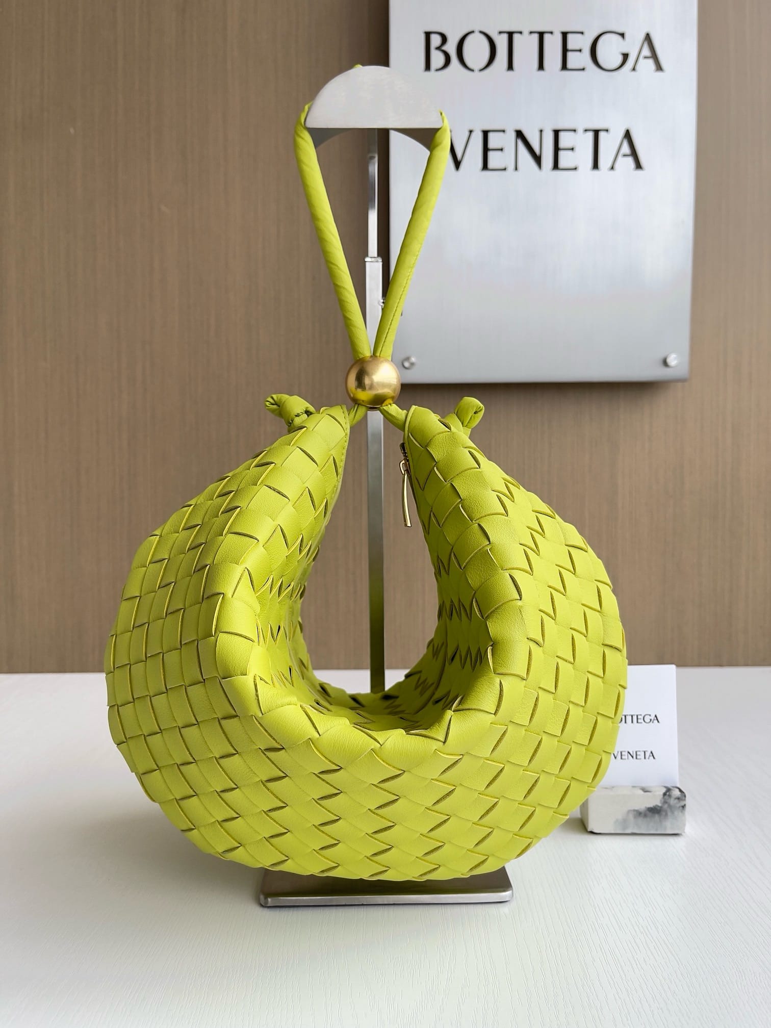 Turn 40cm Bottega Veneta 701024.3