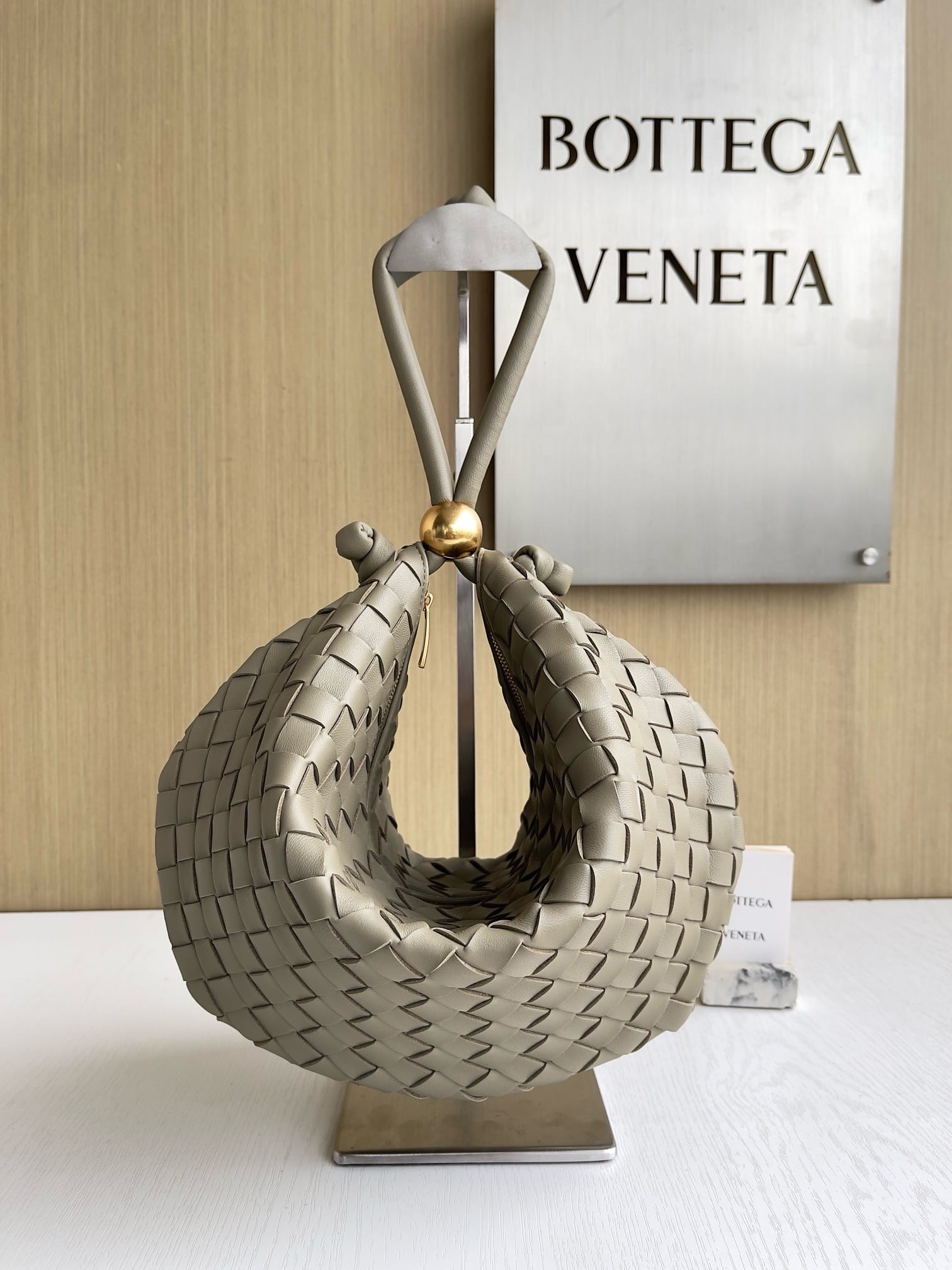 Turn 40cm Bottega Veneta 701024.4