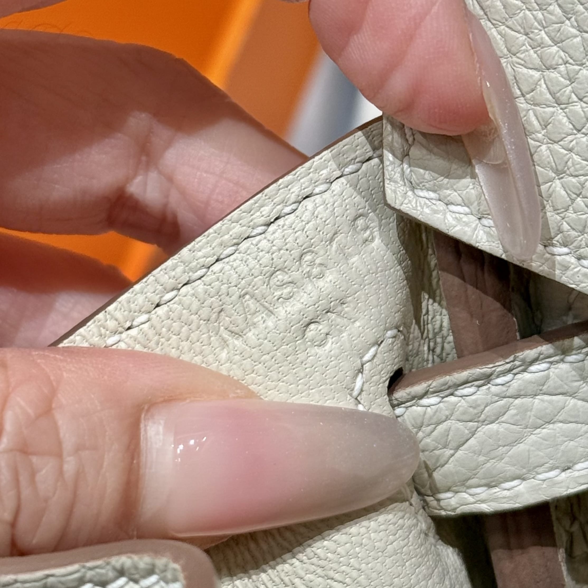 Birkin Hermes Togo 10/Craie gold