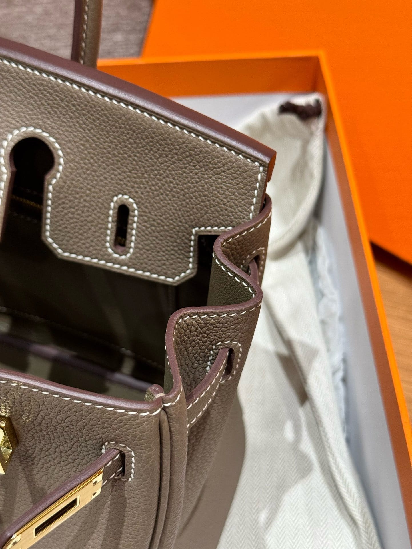 Birkin Hermes Togo 18/Etoupe gold