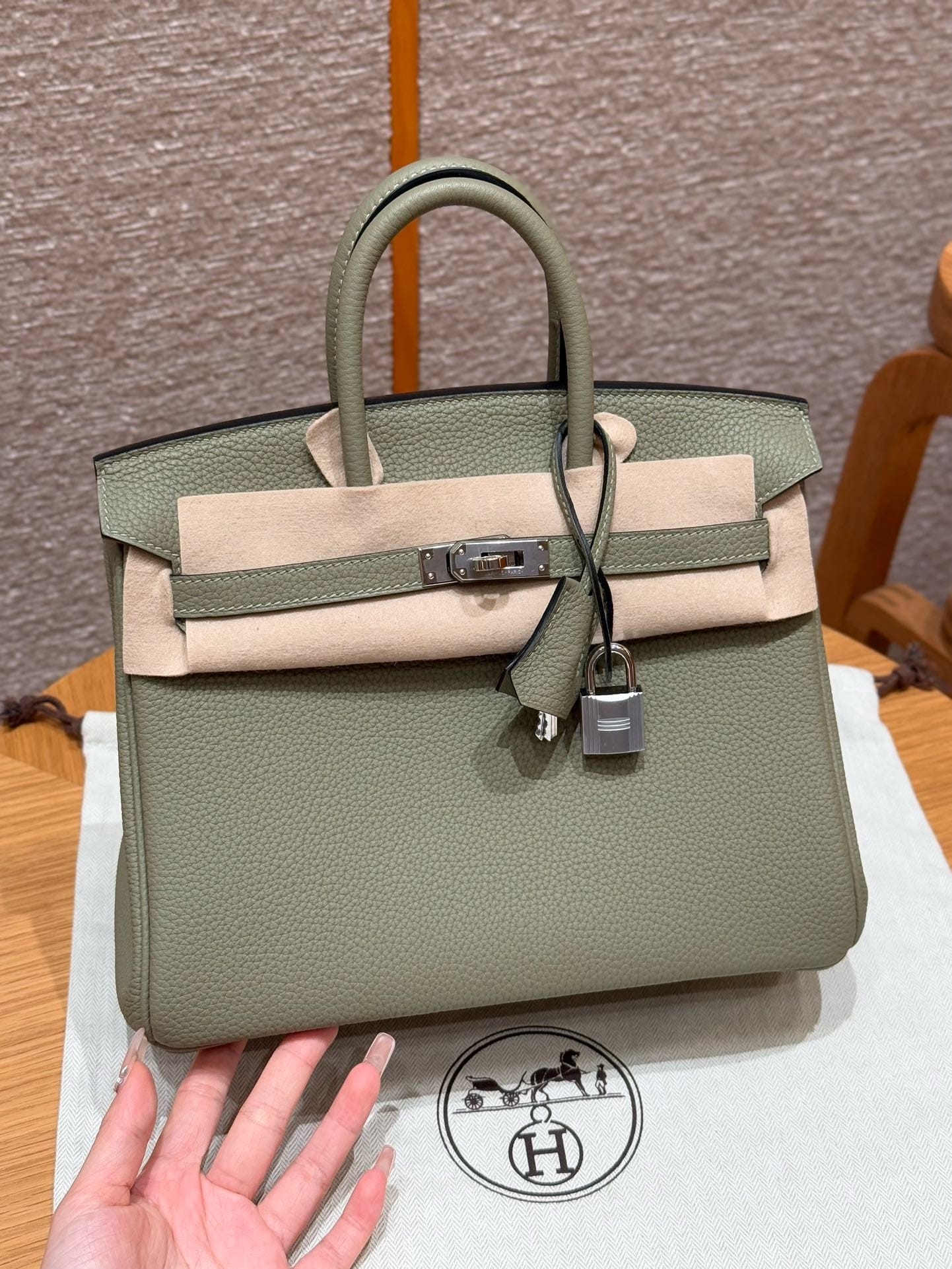 Birkin Hermes Togo Q1/Sauge silver