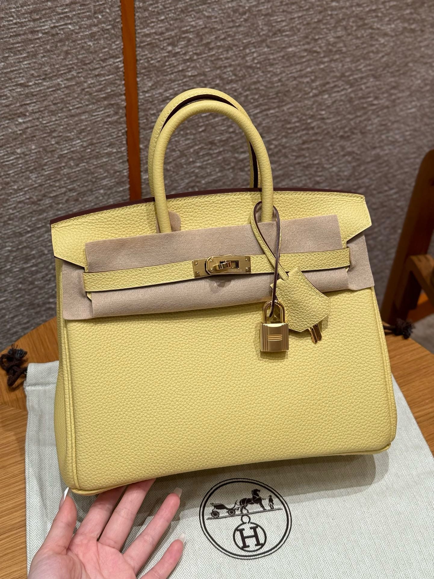 Birkin Hermes Togo 1Z/Jaune Poussin gold