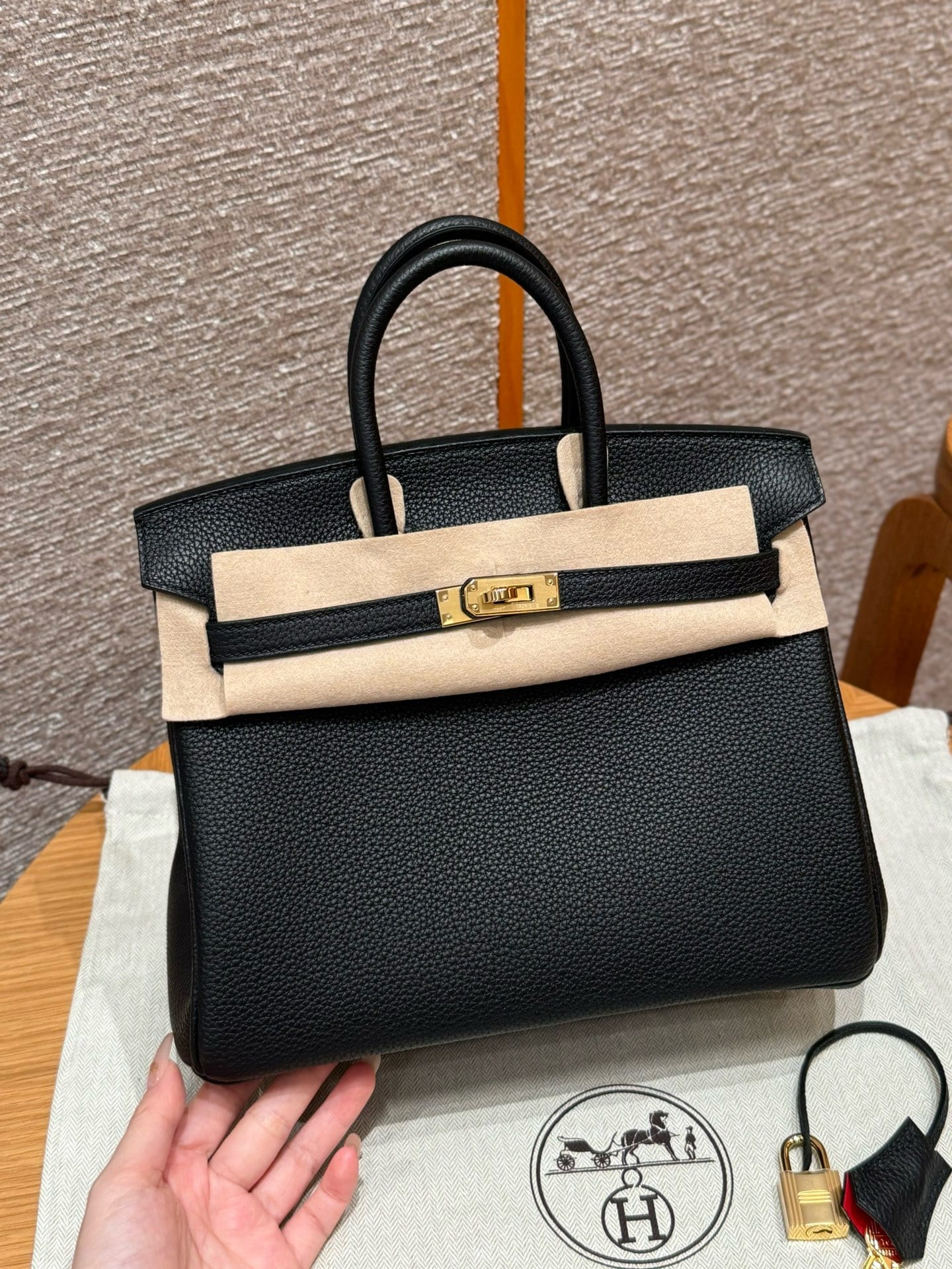 Birkin Hermes Togo ck89/noir Q5/Rouge casaque gold