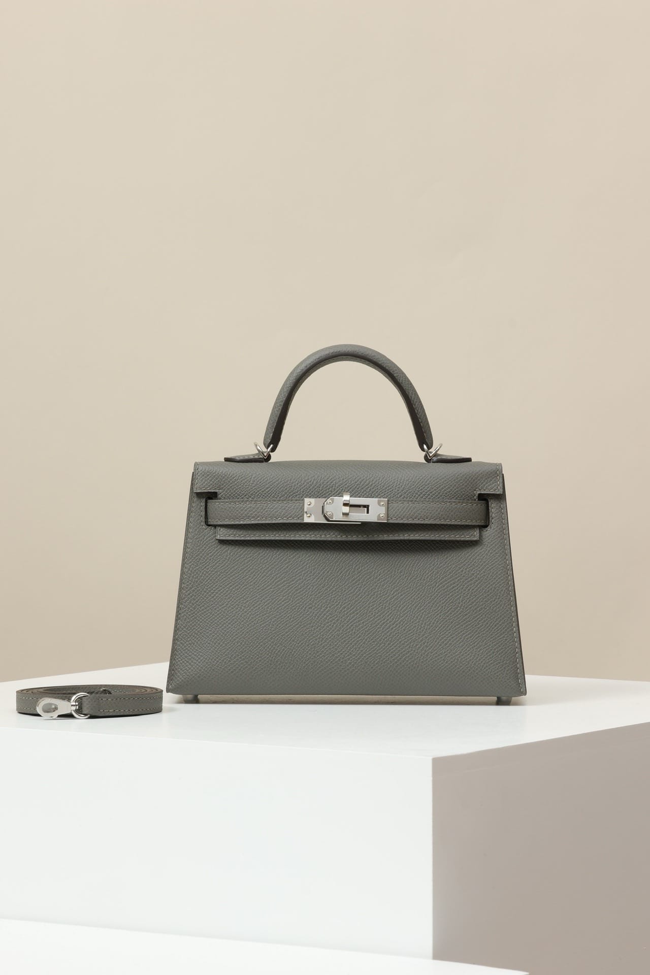 Kelly 19 Hermes Epsom 0L silver
