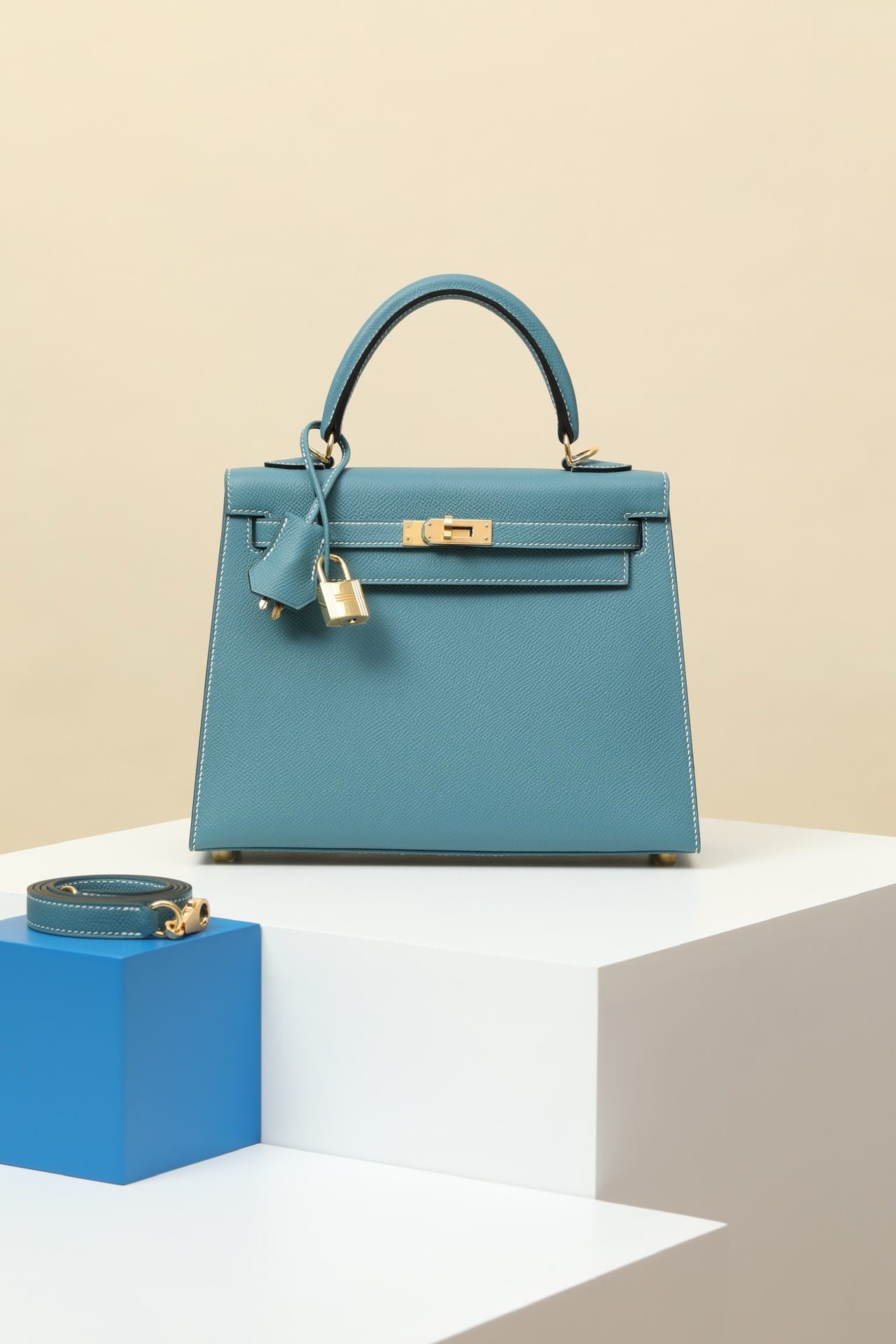 Kelly Hermes Epsom D2 gold