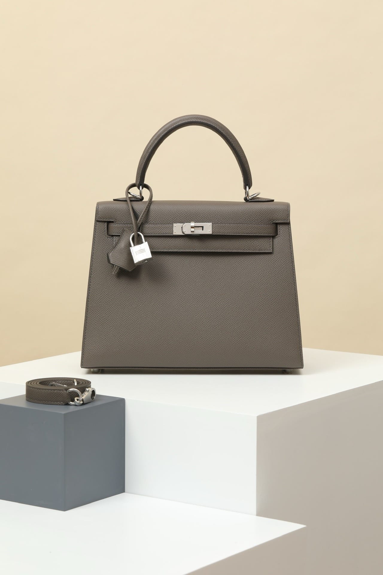 Kelly Hermes Epsom 8F silver