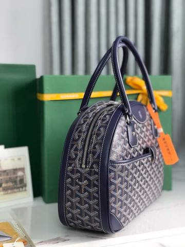 Vintage Goyard 20299.8