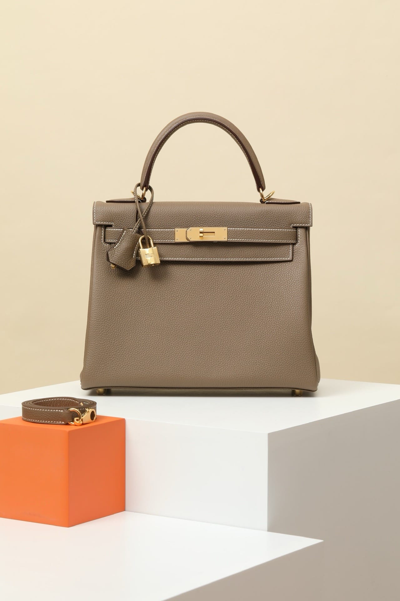 Kelly Hermes Togo CK18 gold