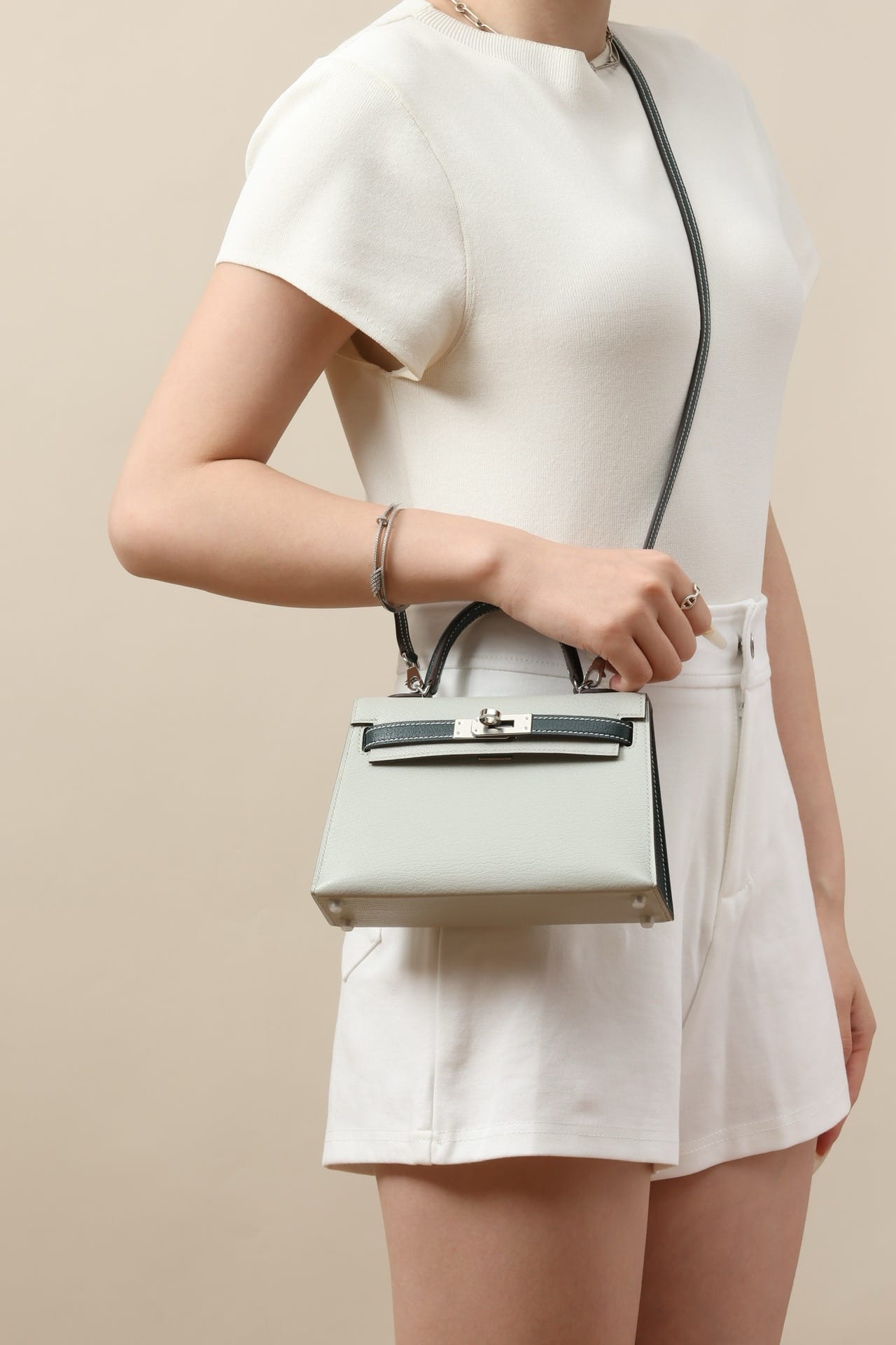 Kelly 19 Hermes Chevre 80/6O silver