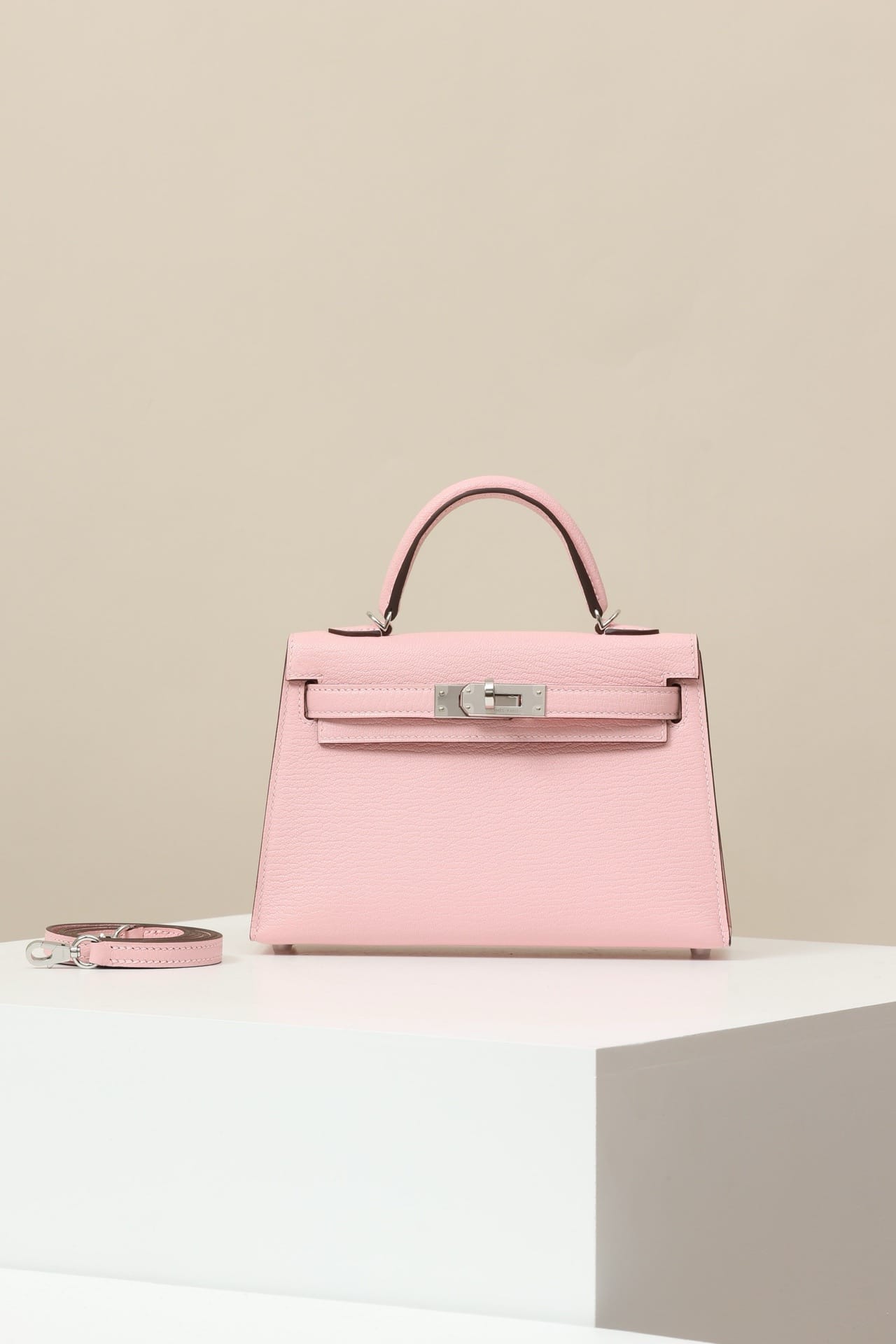 Kelly 19 Hermes Chevre 3Q silver