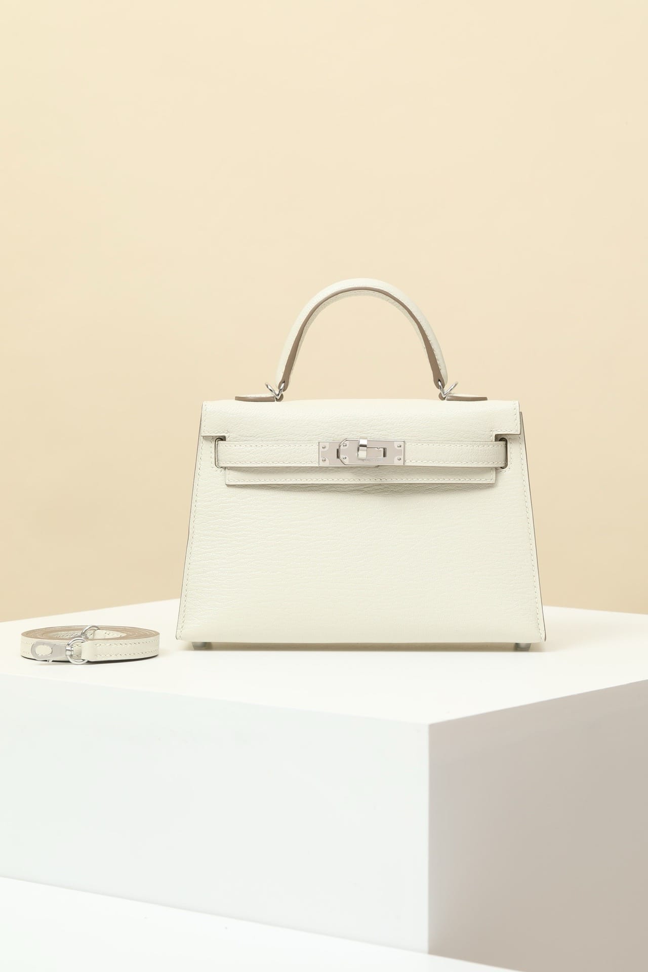 Kelly 19 Hermes Chevre OT silver