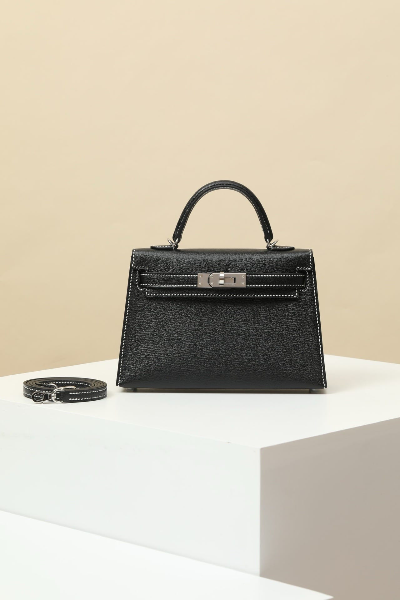 Kelly 19 Hermes Chevre CK89/9D silver