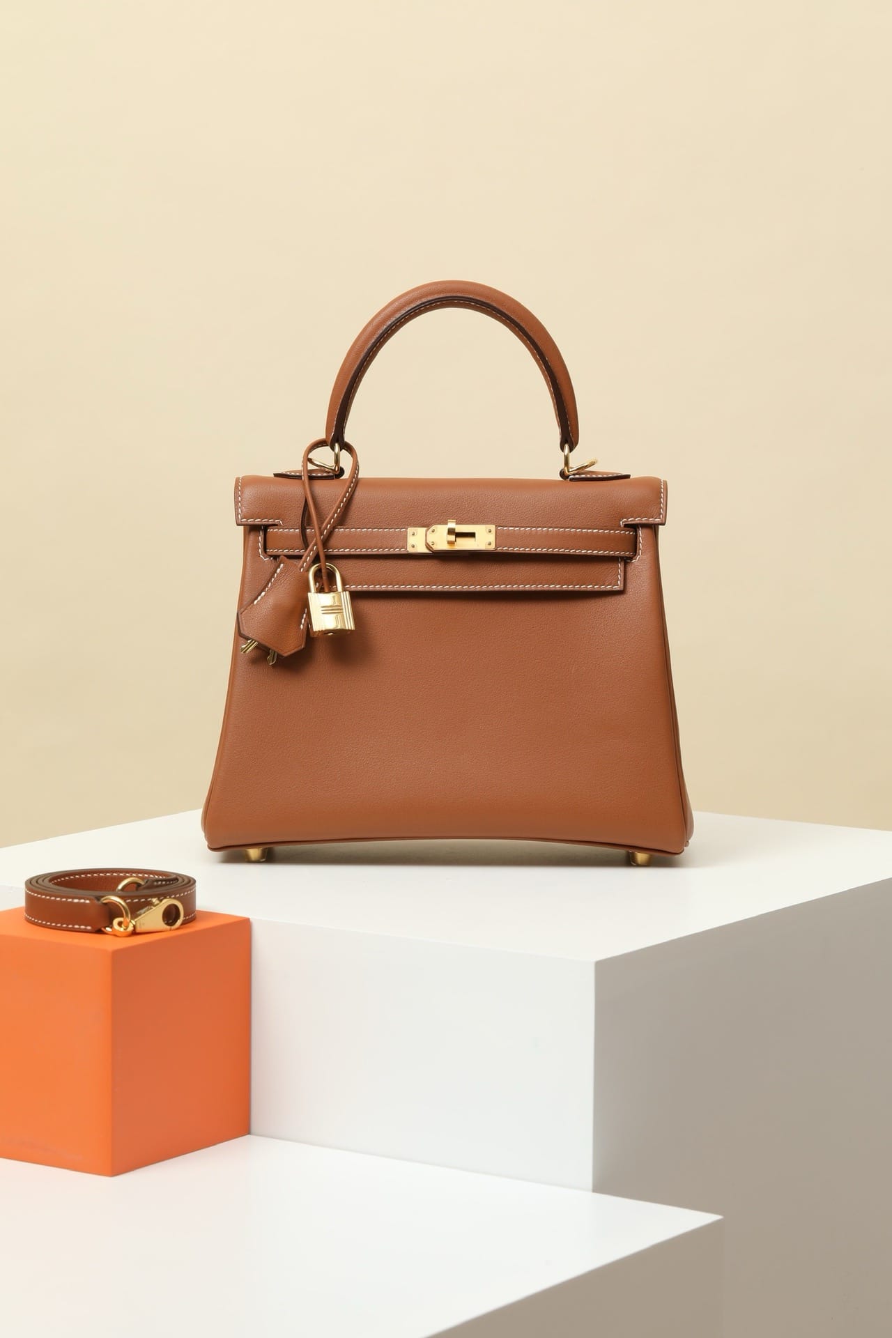 Kelly Hermes Swift CK37 gold