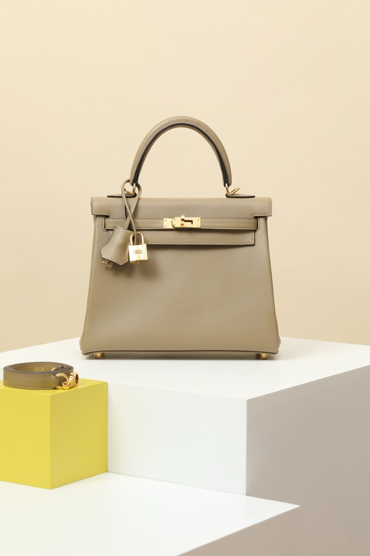 Kelly Hermes Swift 8Q gold