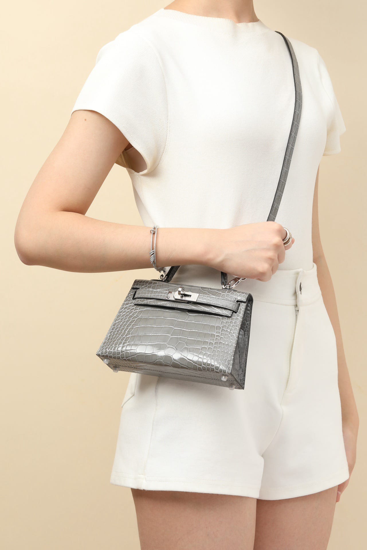 Kelly 19 Croco Hermes OW.g silver