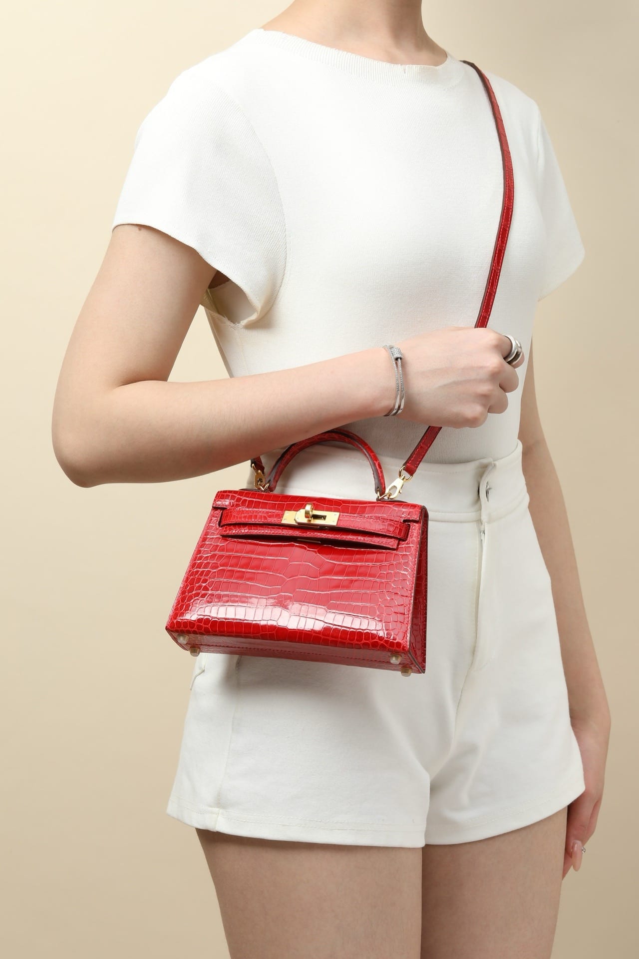 Kelly 19 Croco Hermes 95.g gold